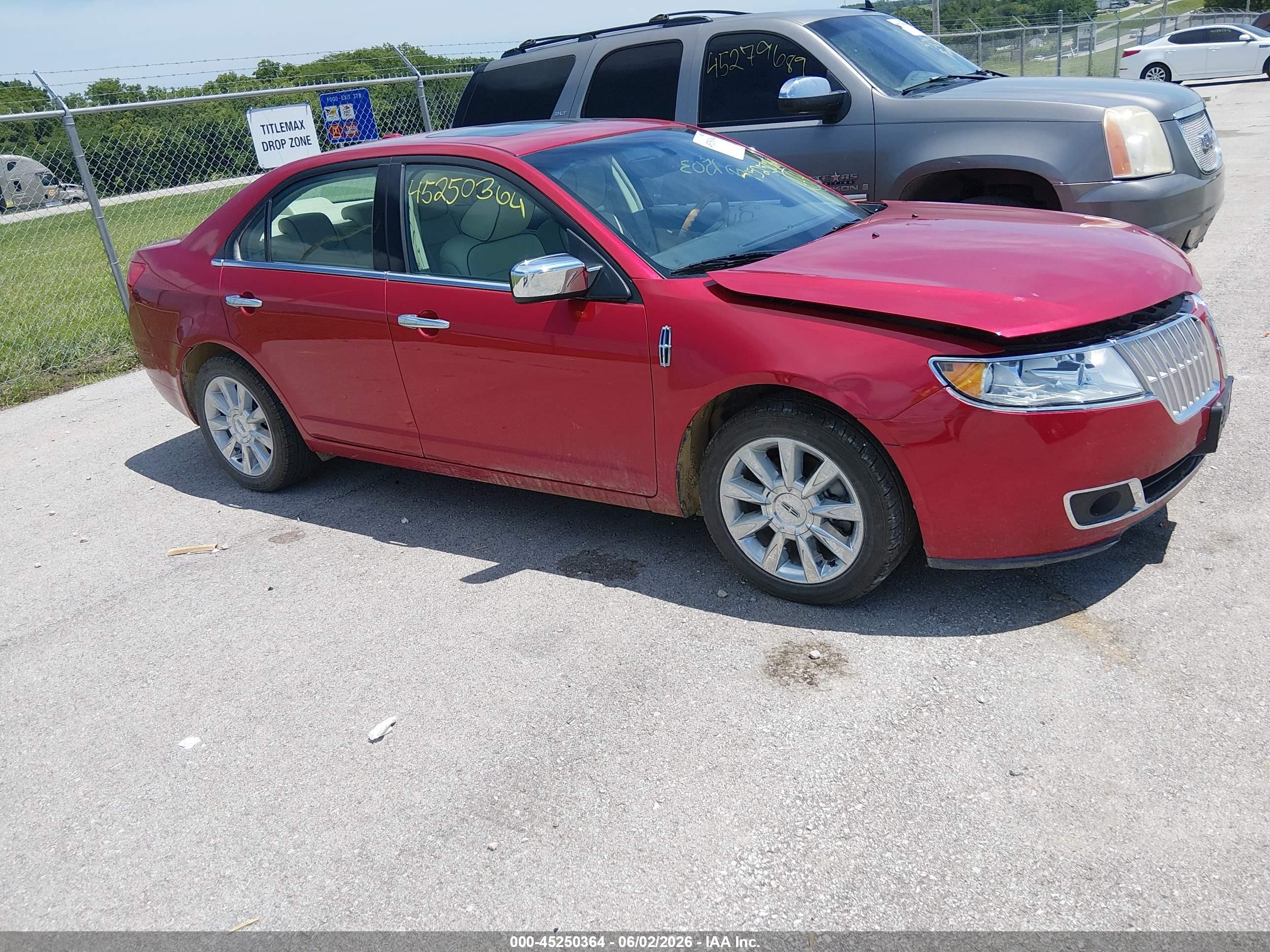 2010 Lincoln Mkz   Red vin: 3LNHL2GC1AR752857