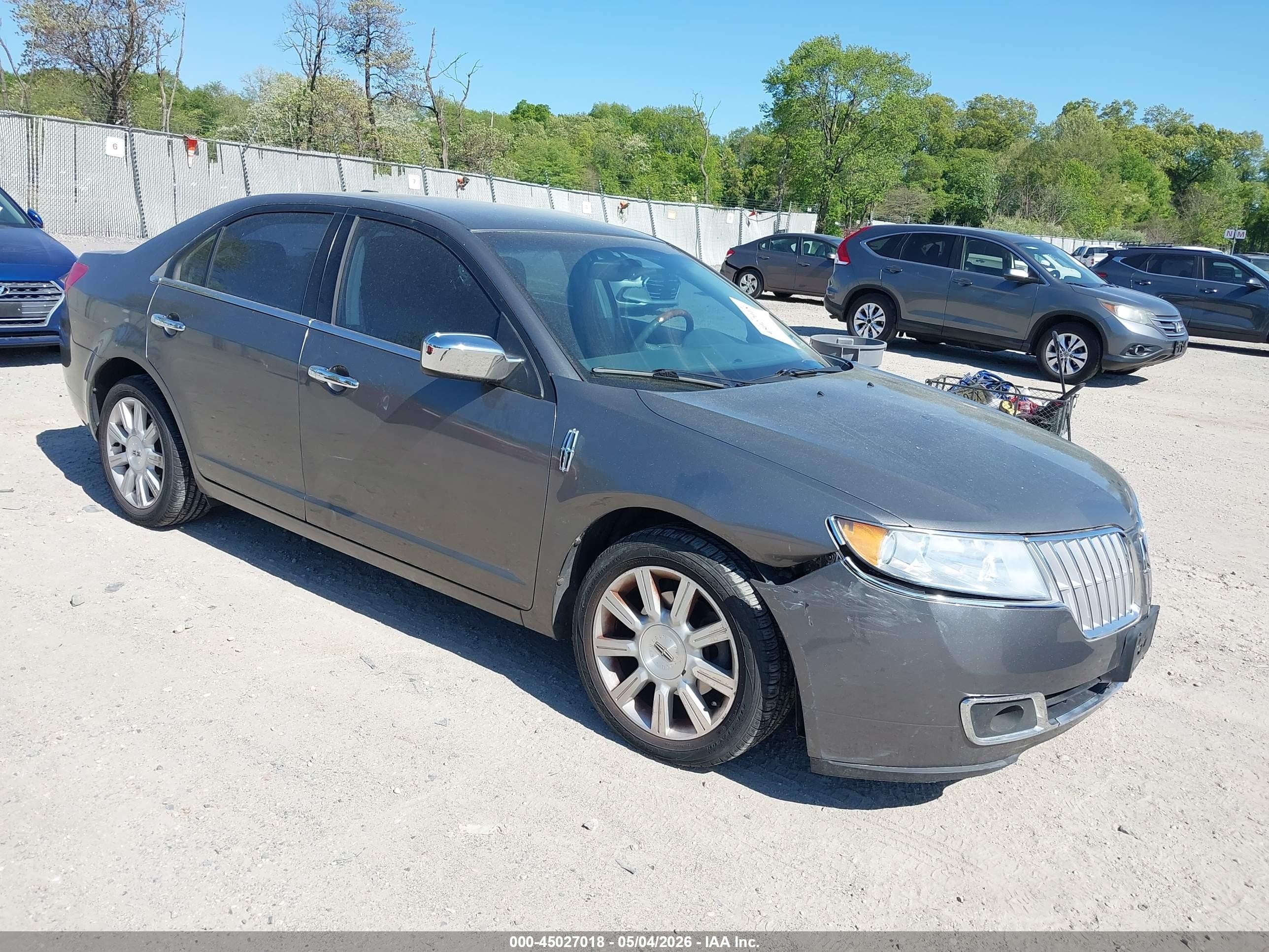 2010 Lincoln Mkz   Gray vin: 3LNHL2GC1AR753104