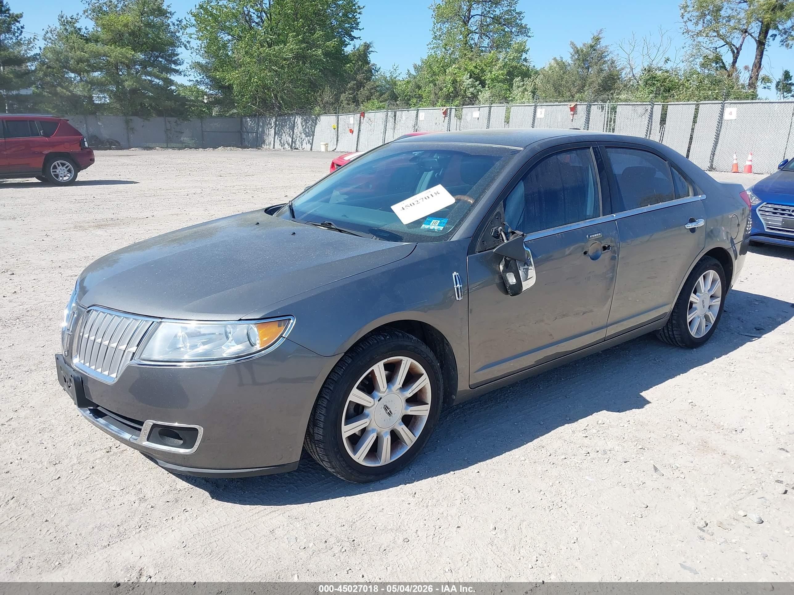 2010 Lincoln Mkz   Gray vin: 3LNHL2GC1AR753104