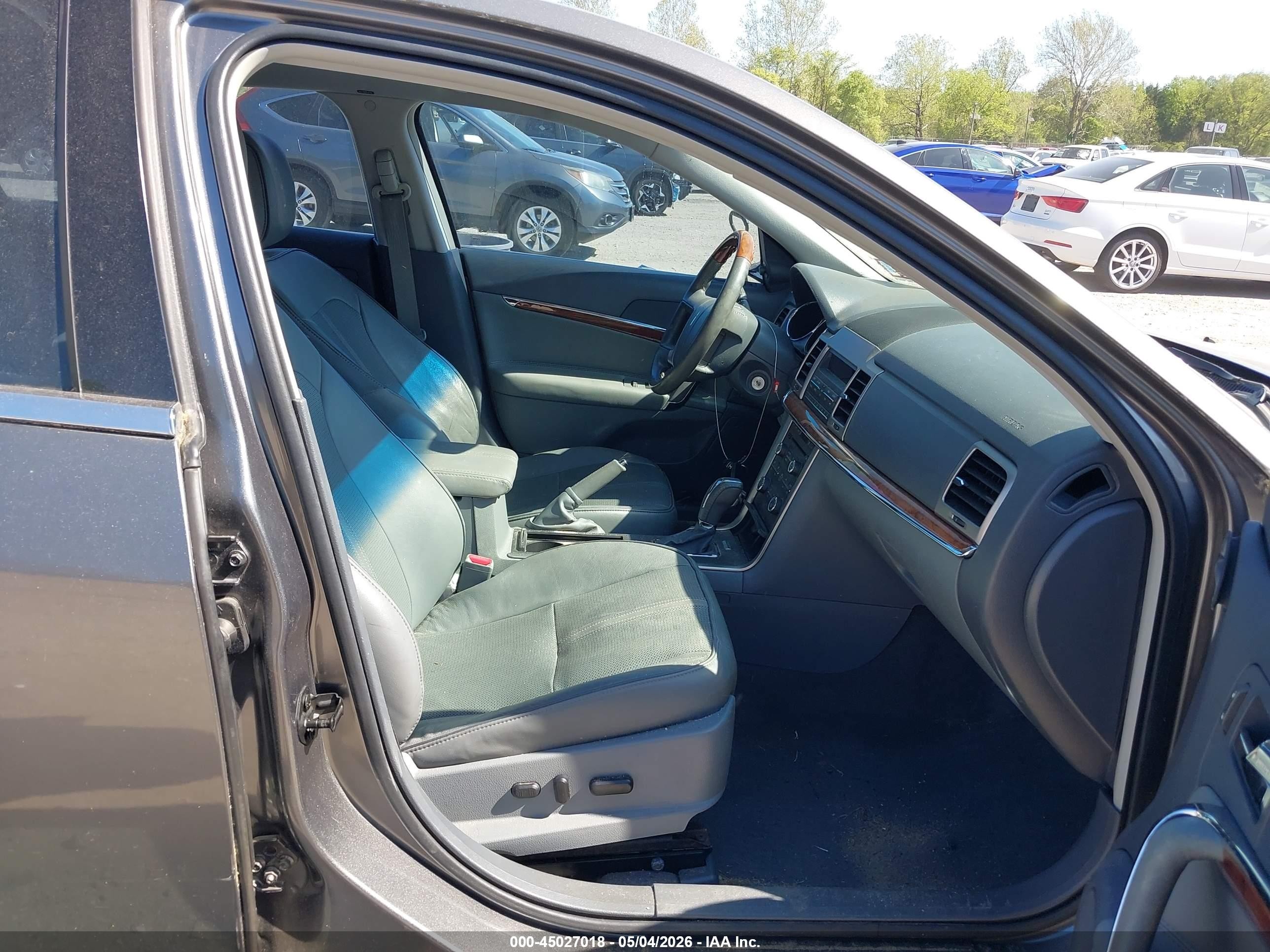 2010 Lincoln Mkz   Gray vin: 3LNHL2GC1AR753104