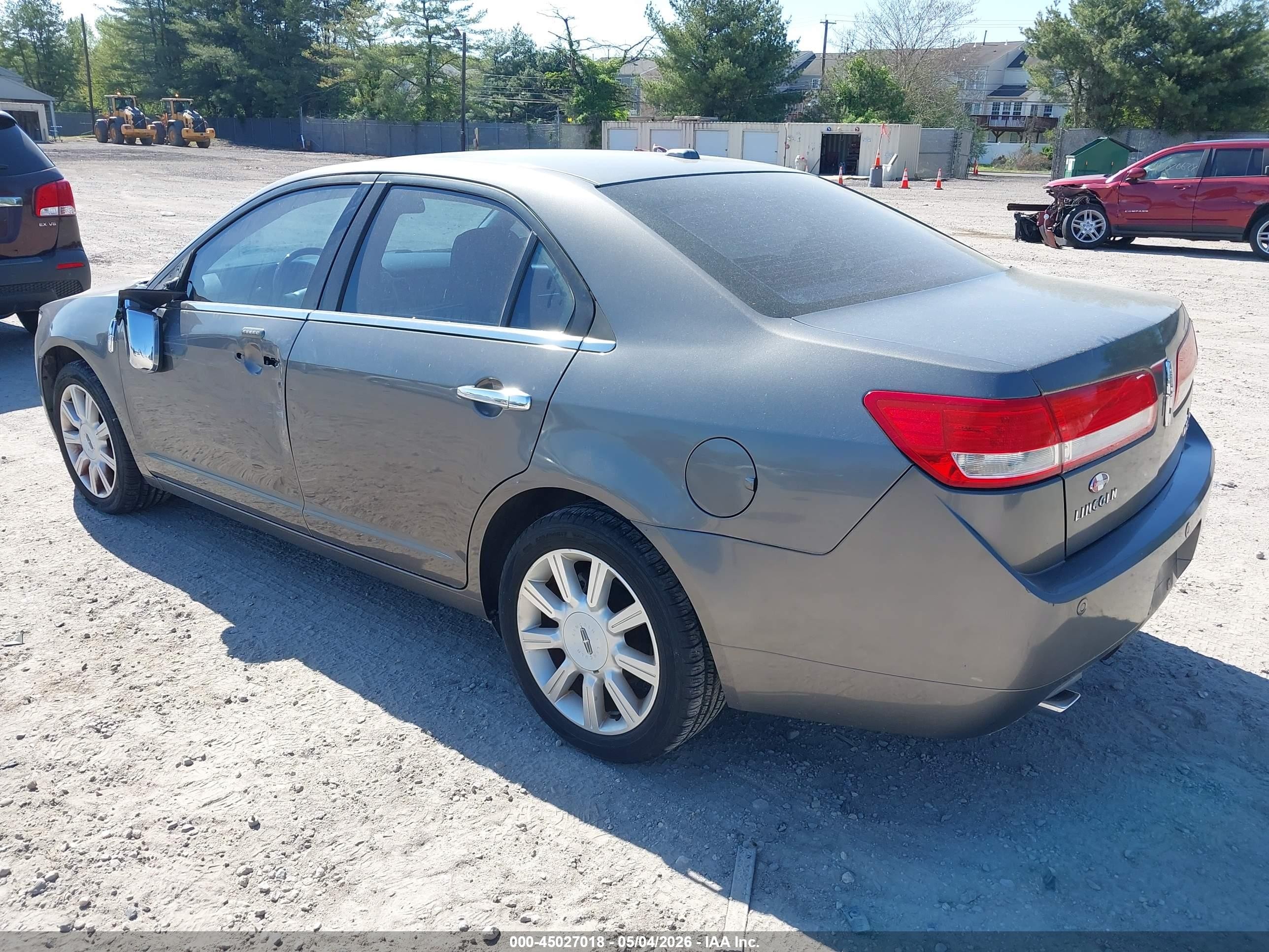 2010 Lincoln Mkz   Gray vin: 3LNHL2GC1AR753104