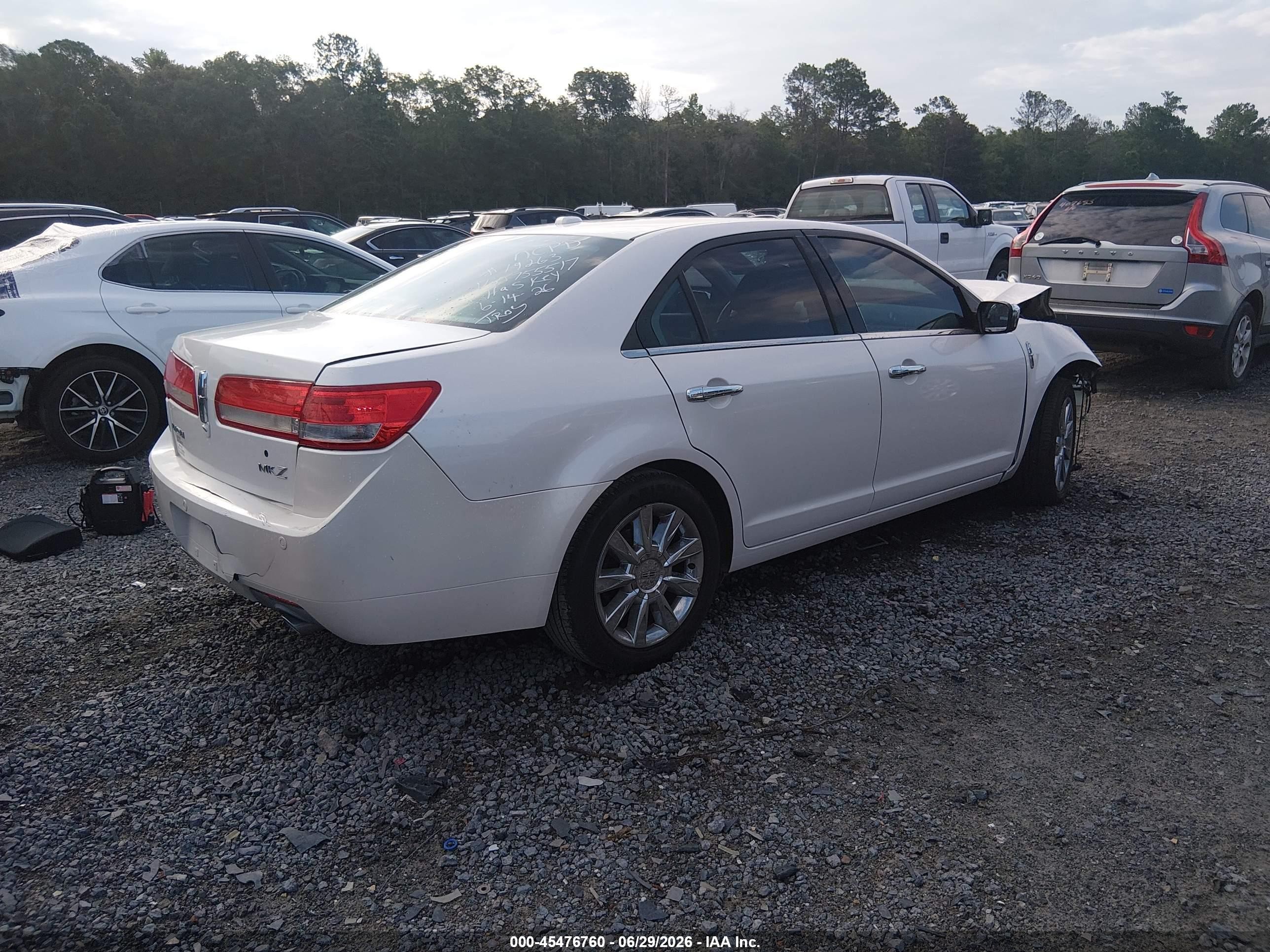 2011 Lincoln Mkz   White vin: 3LNHL2GC1BR755517