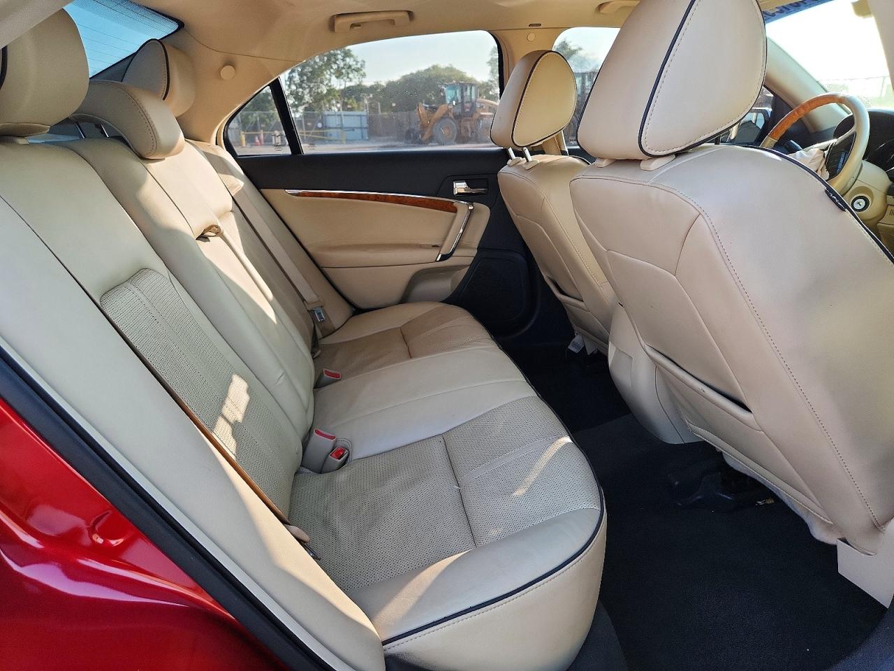 2011 Lincoln Mkz Burgundy vin: 3LNHL2GC1BR764203