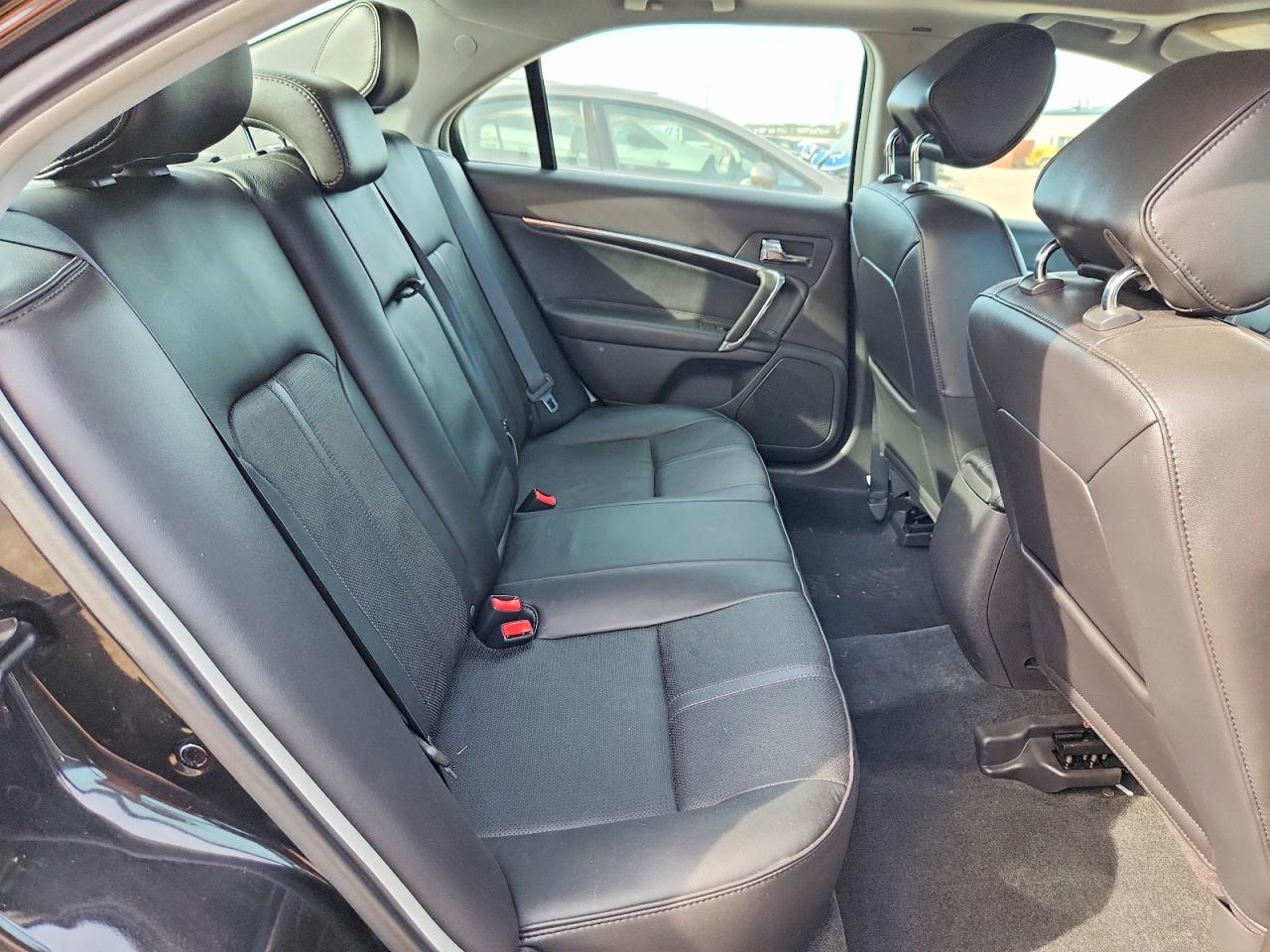2011 Lincoln Mkz Black vin: 3LNHL2GC1BR767408