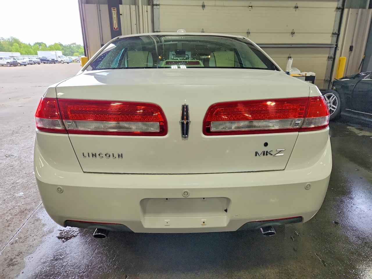 2011 Lincoln Mkz White vin: 3LNHL2GC1BR768509