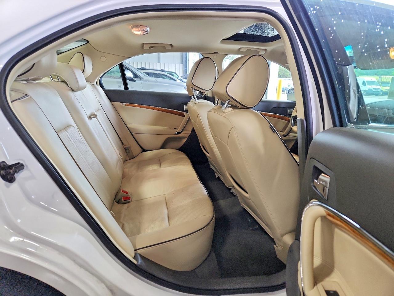 2011 Lincoln Mkz White vin: 3LNHL2GC1BR768509