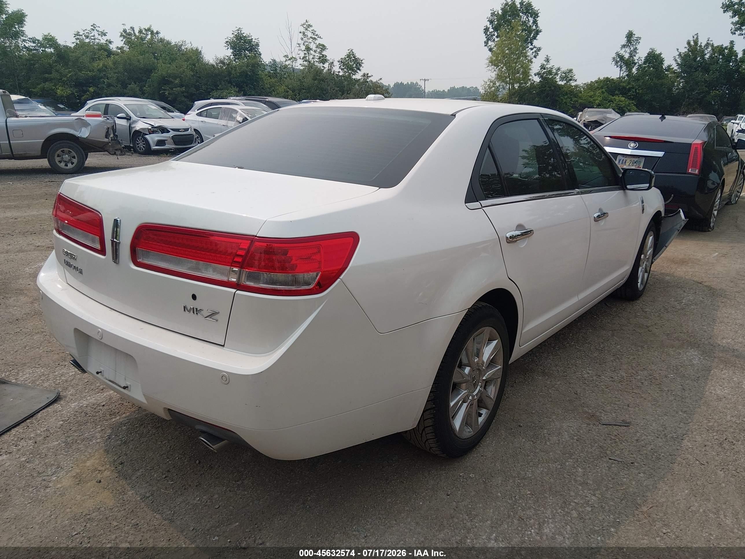 2010 Lincoln Mkz   White vin: 3LNHL2GC2AR647065