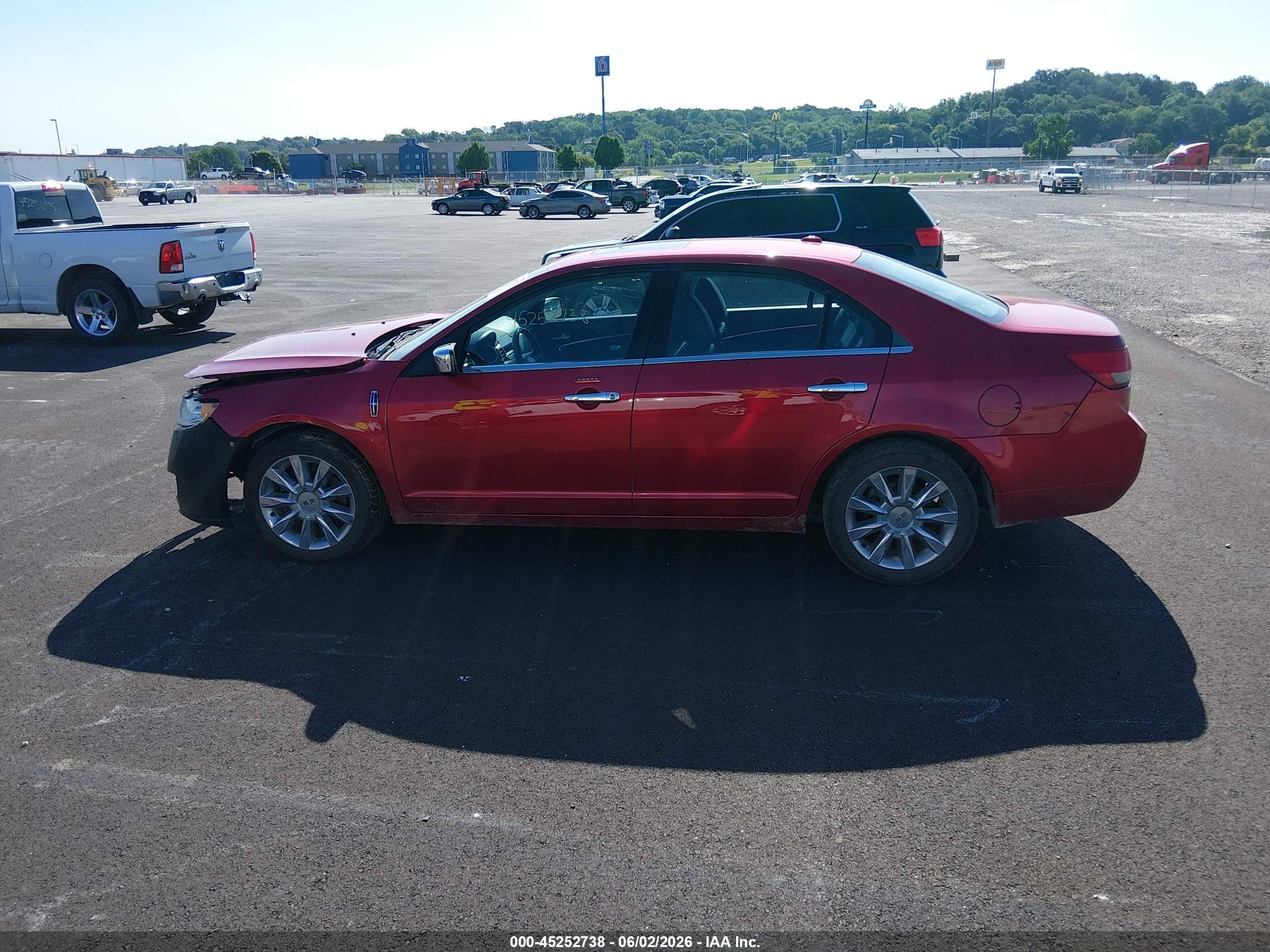 2010 Lincoln Mkz   Red vin: 3LNHL2GC2AR652783