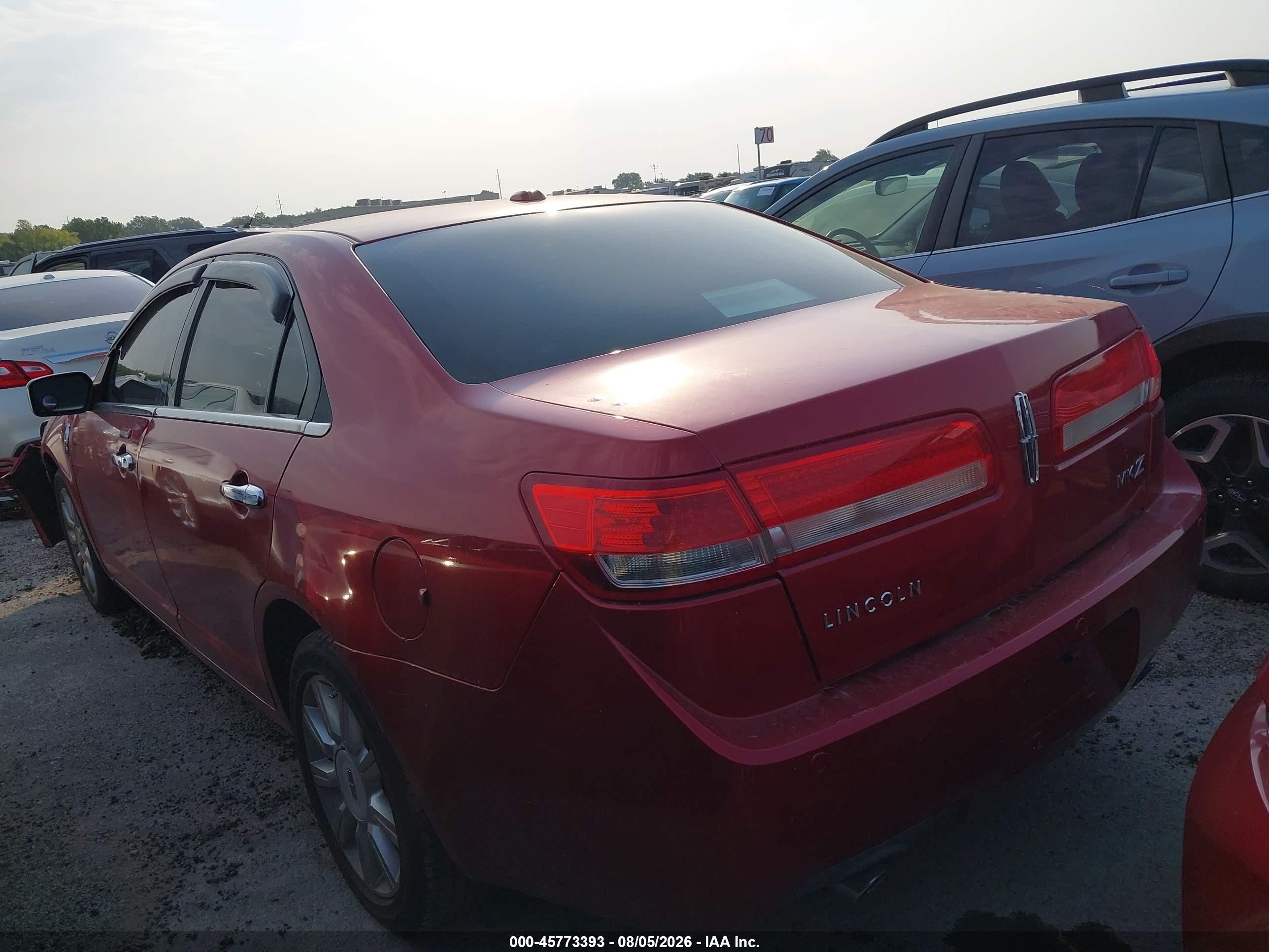 2010 Lincoln Mkz Red vin: 3LNHL2GC2AR657885
