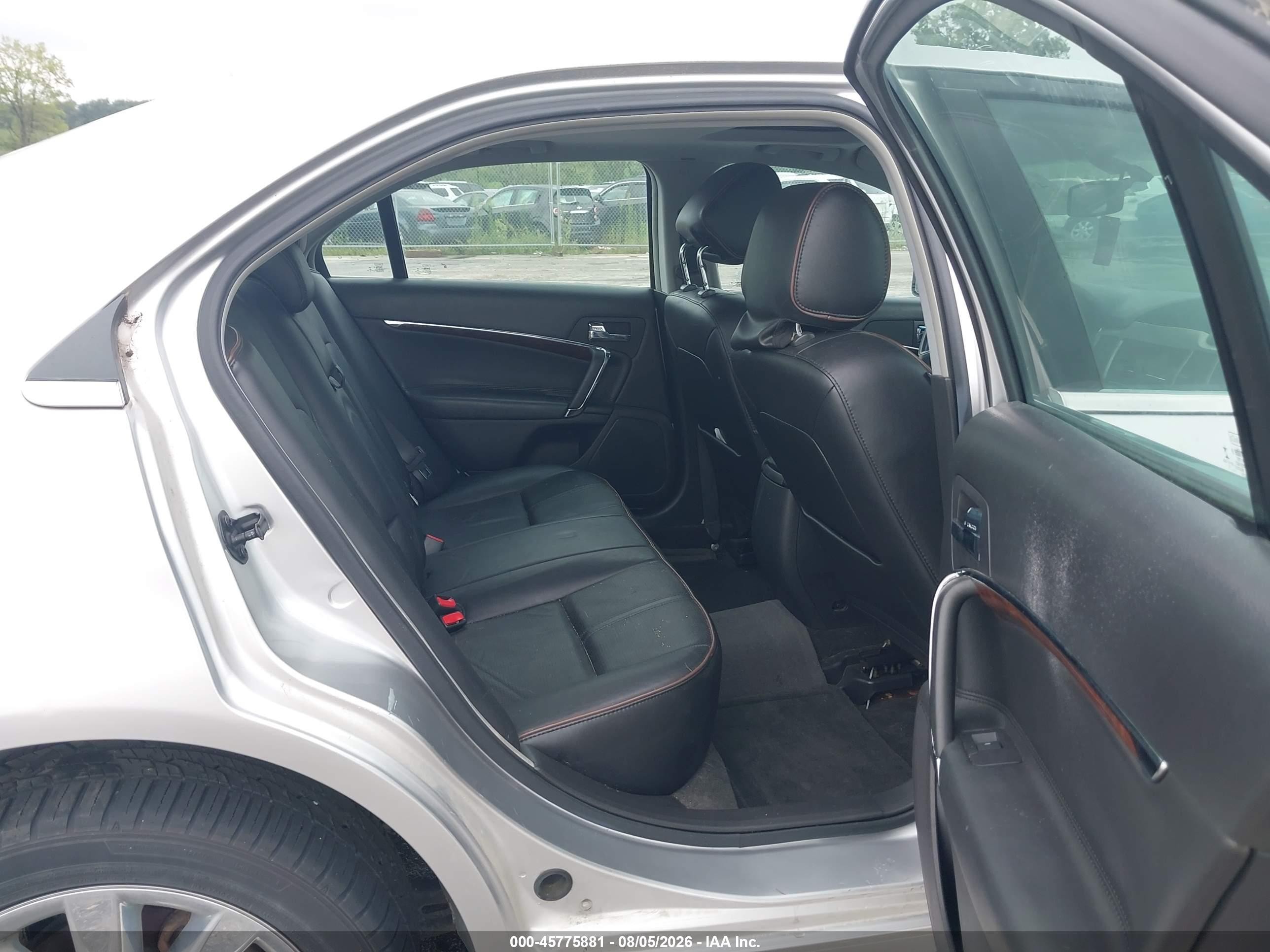 2012 Lincoln Mkz Silver vin: 3LNHL2GC2CR823521
