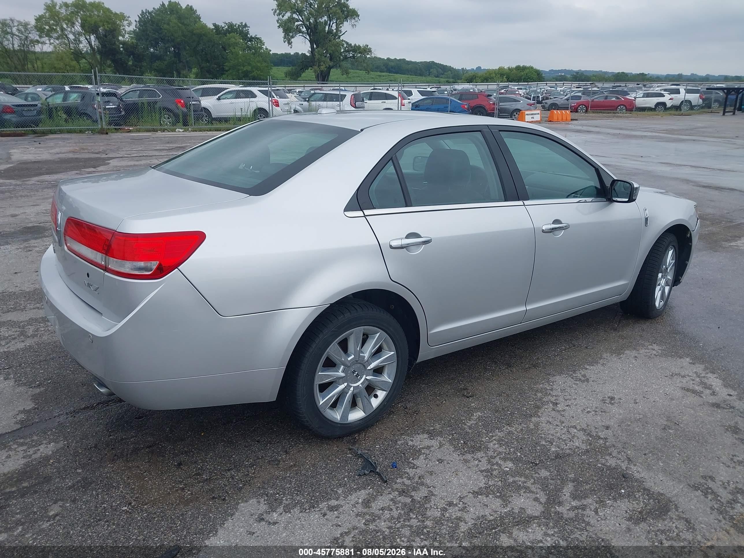 2012 Lincoln Mkz Silver vin: 3LNHL2GC2CR823521