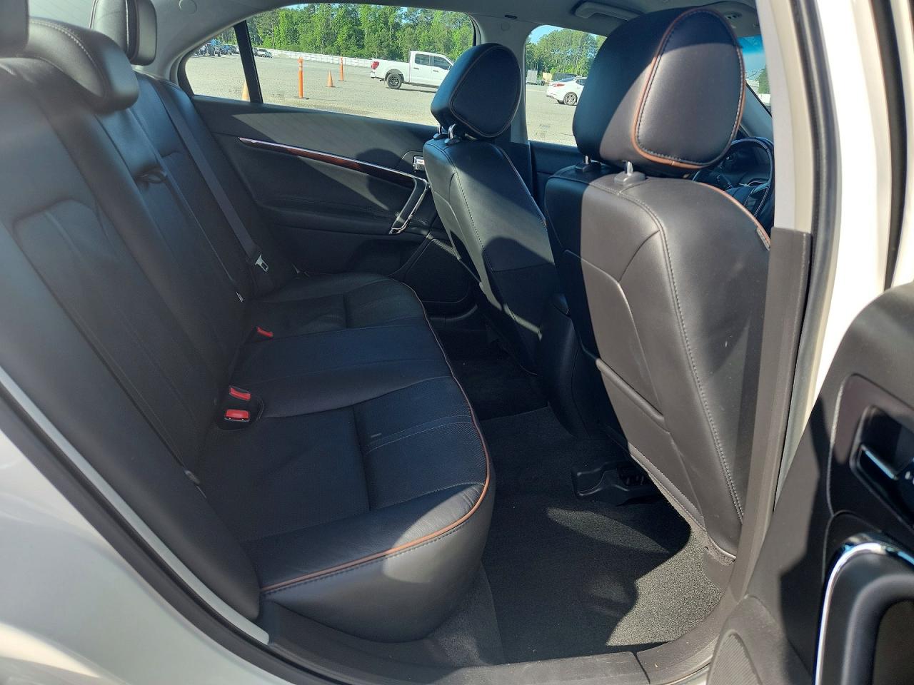2012 Lincoln Mkz White vin: 3LNHL2GC2CR826743