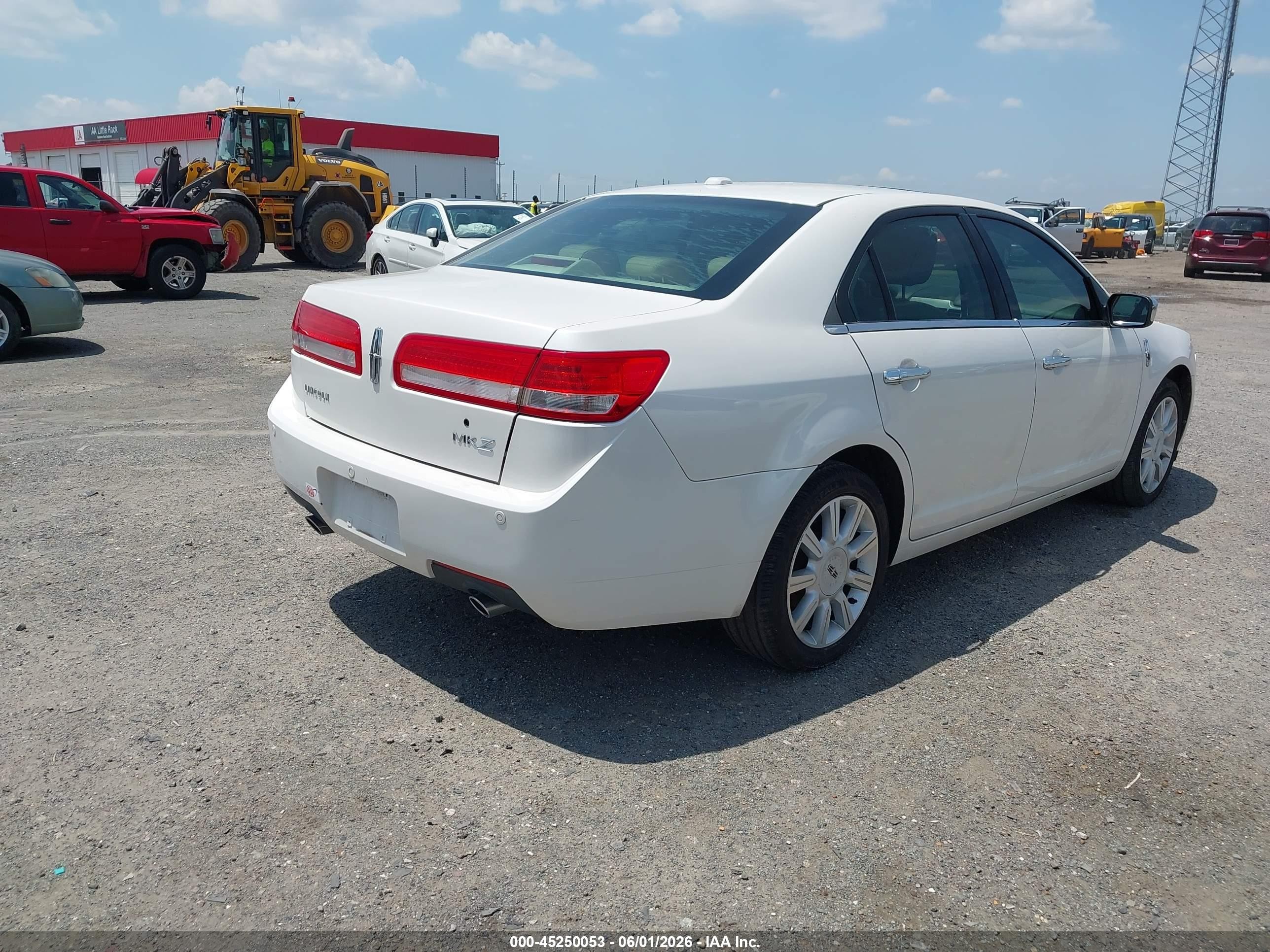 2010 Lincoln Mkz   White vin: 3LNHL2GC3AR623633