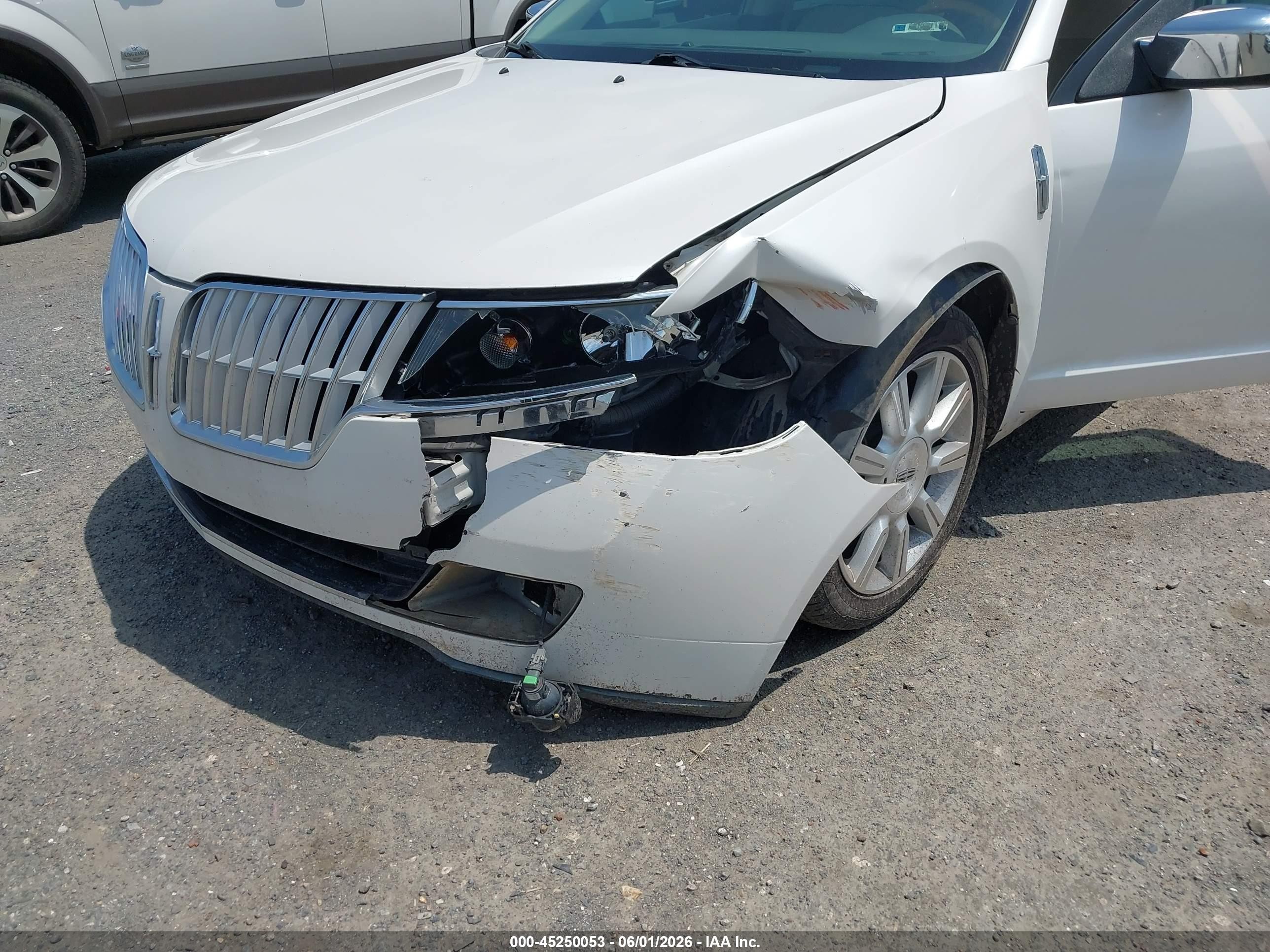 2010 Lincoln Mkz   White vin: 3LNHL2GC3AR623633
