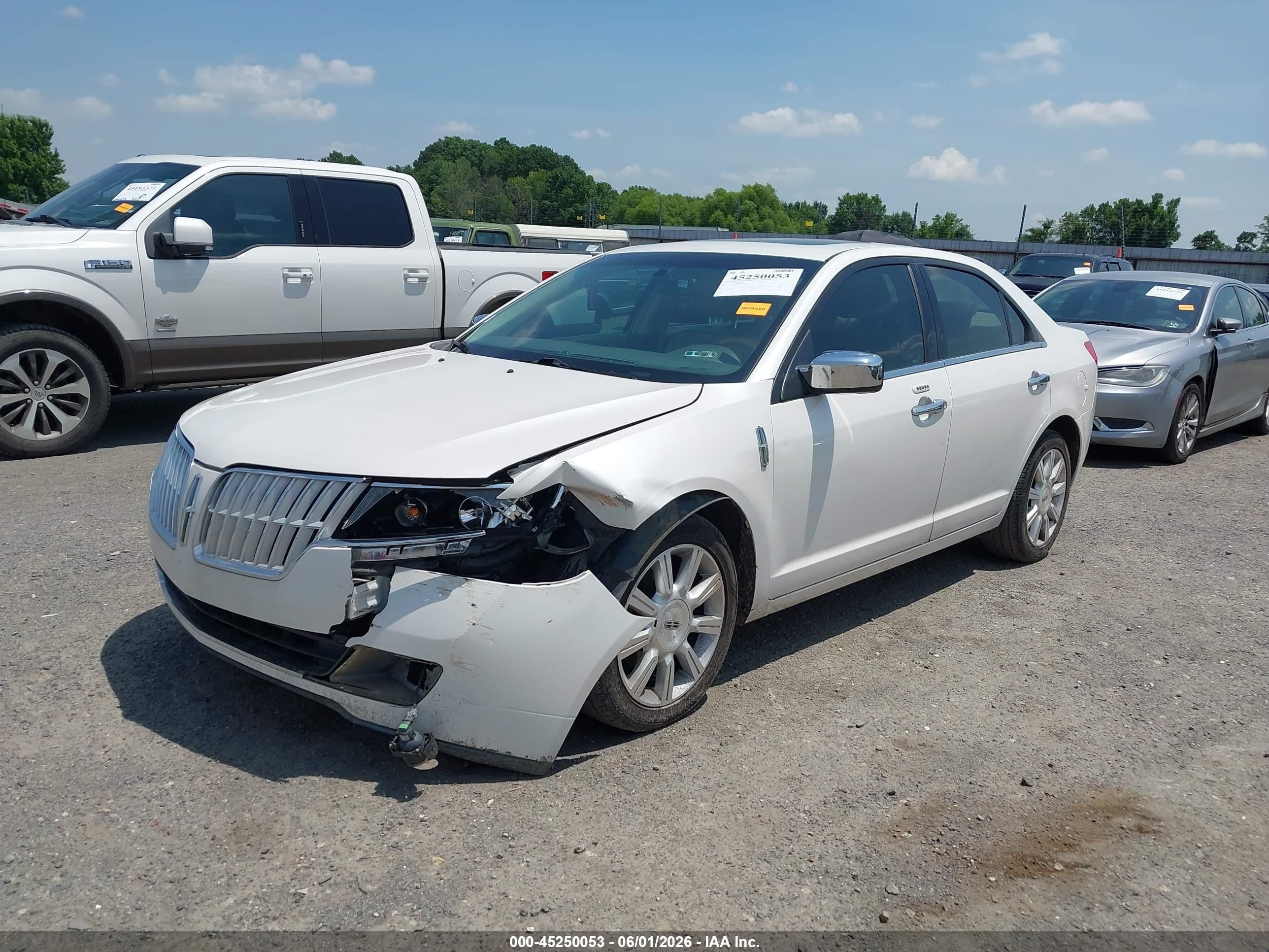 2010 Lincoln Mkz   White vin: 3LNHL2GC3AR623633