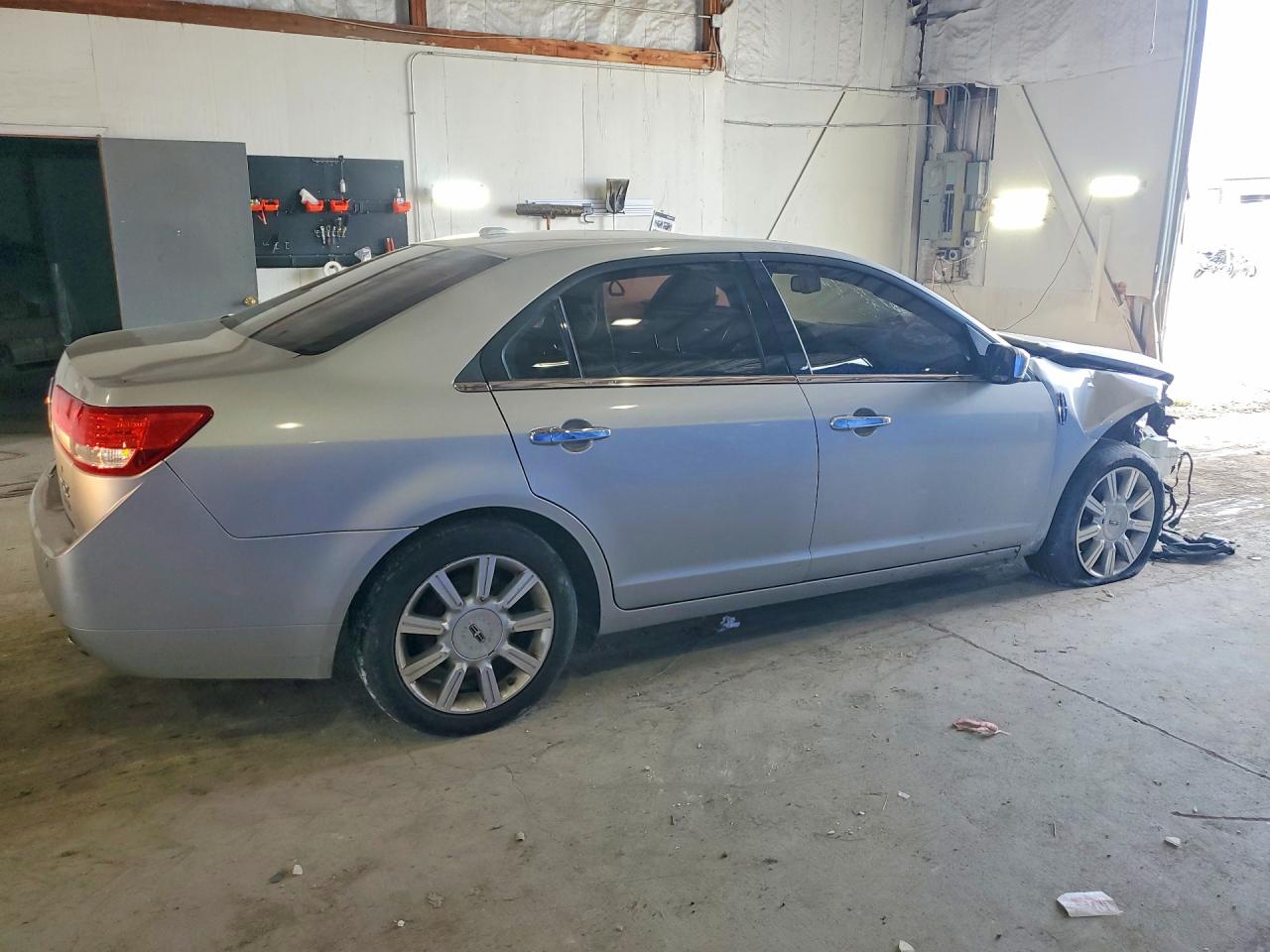 2010 Lincoln Mkz Silver vin: 3LNHL2GC3AR640447