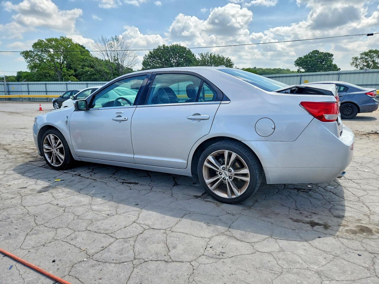 2010 Lincoln Mkz Silver vin: 3LNHL2GC3AR644966