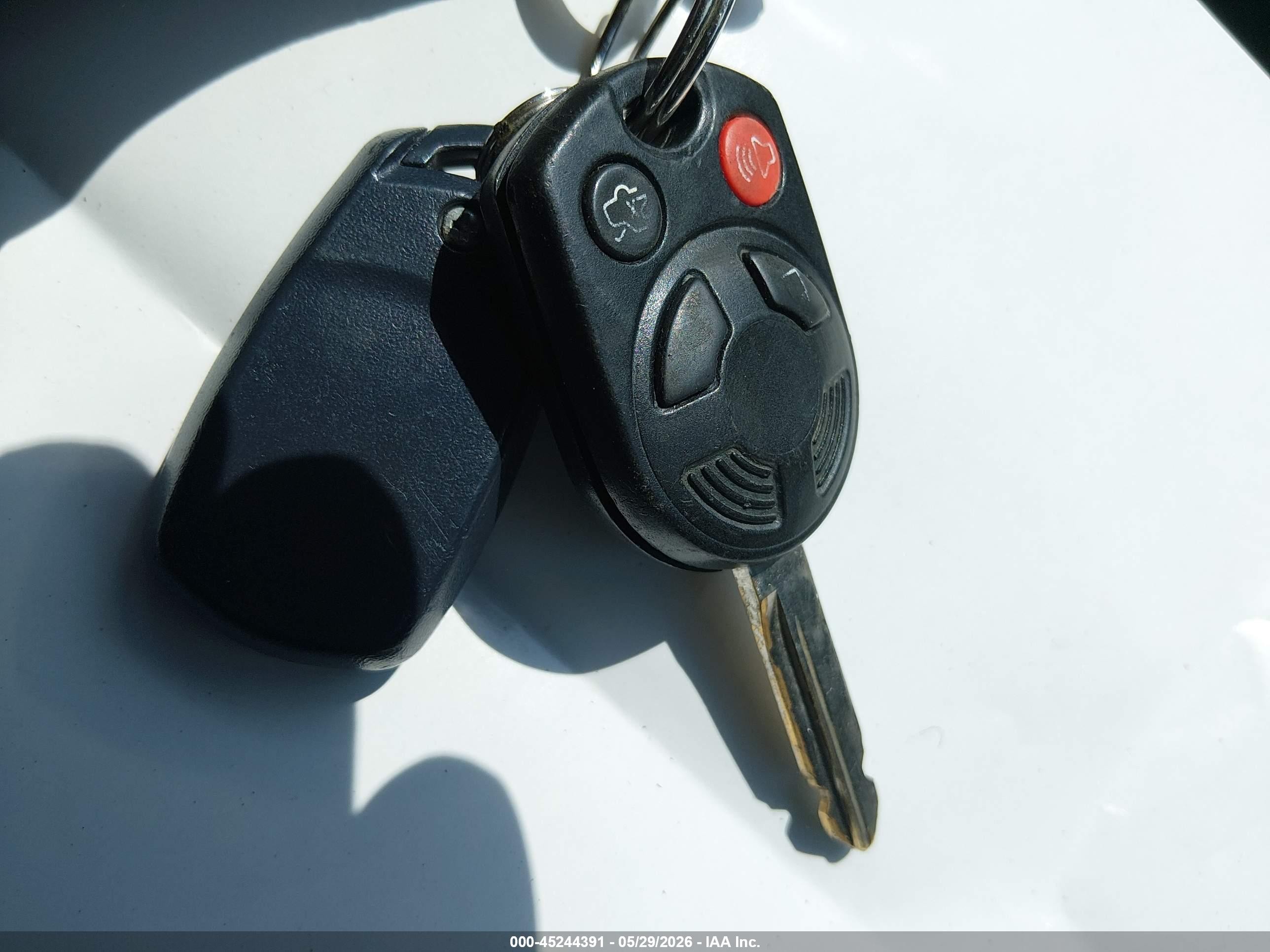 2010 Lincoln Mkz   Черный vin: 3LNHL2GC3AR651030
