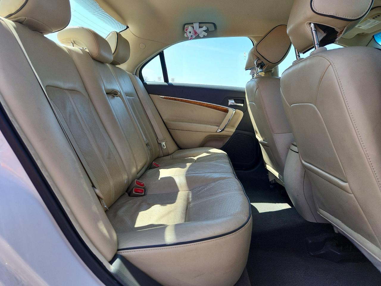 2011 Lincoln Mkz White vin: 3LNHL2GC3BR765398