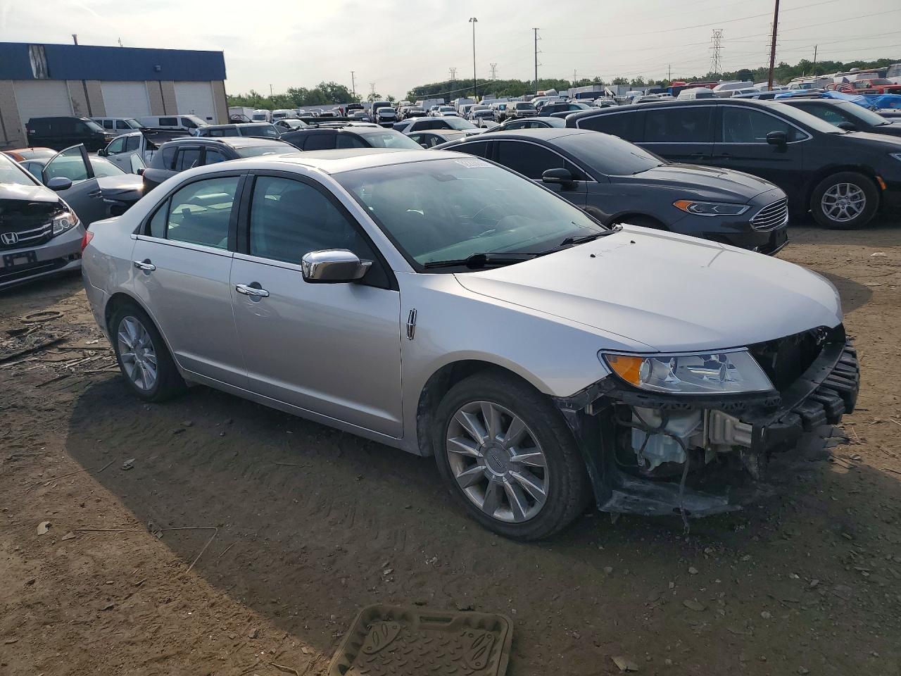 2011 Lincoln Mkz Серебряный vin: 3LNHL2GC3BR771296