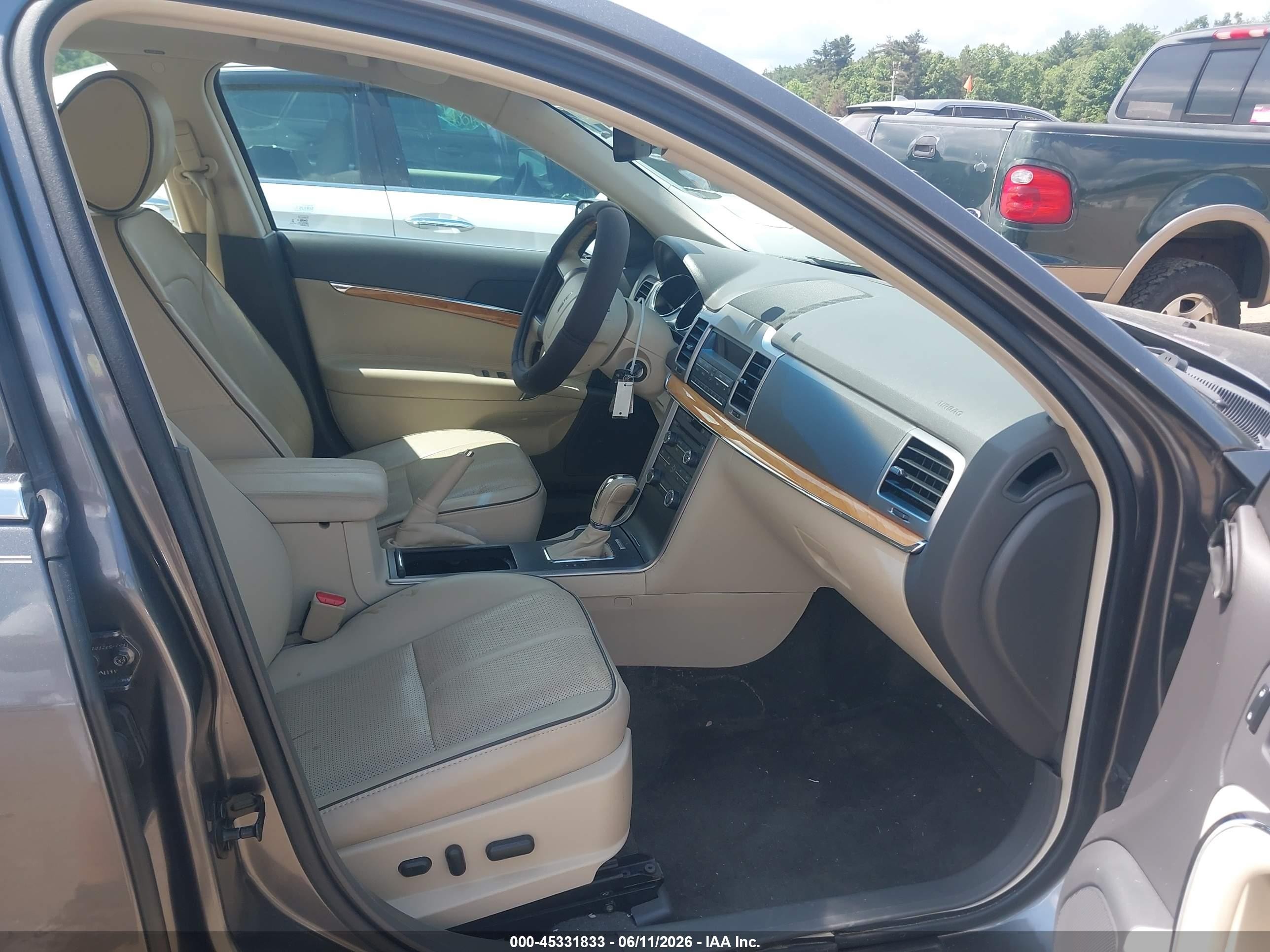 2012 Lincoln Mkz Серебряный vin: 3LNHL2GC3CR808784