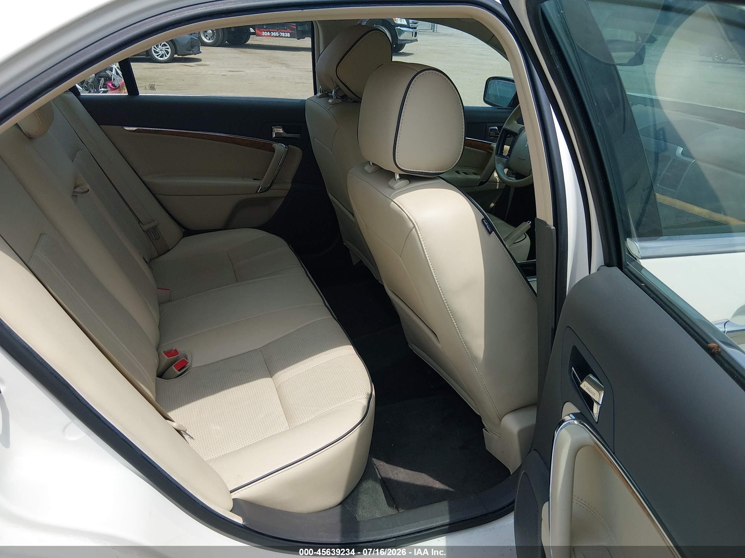 2012 Lincoln Mkz   Белый vin: 3LNHL2GC3CR834124