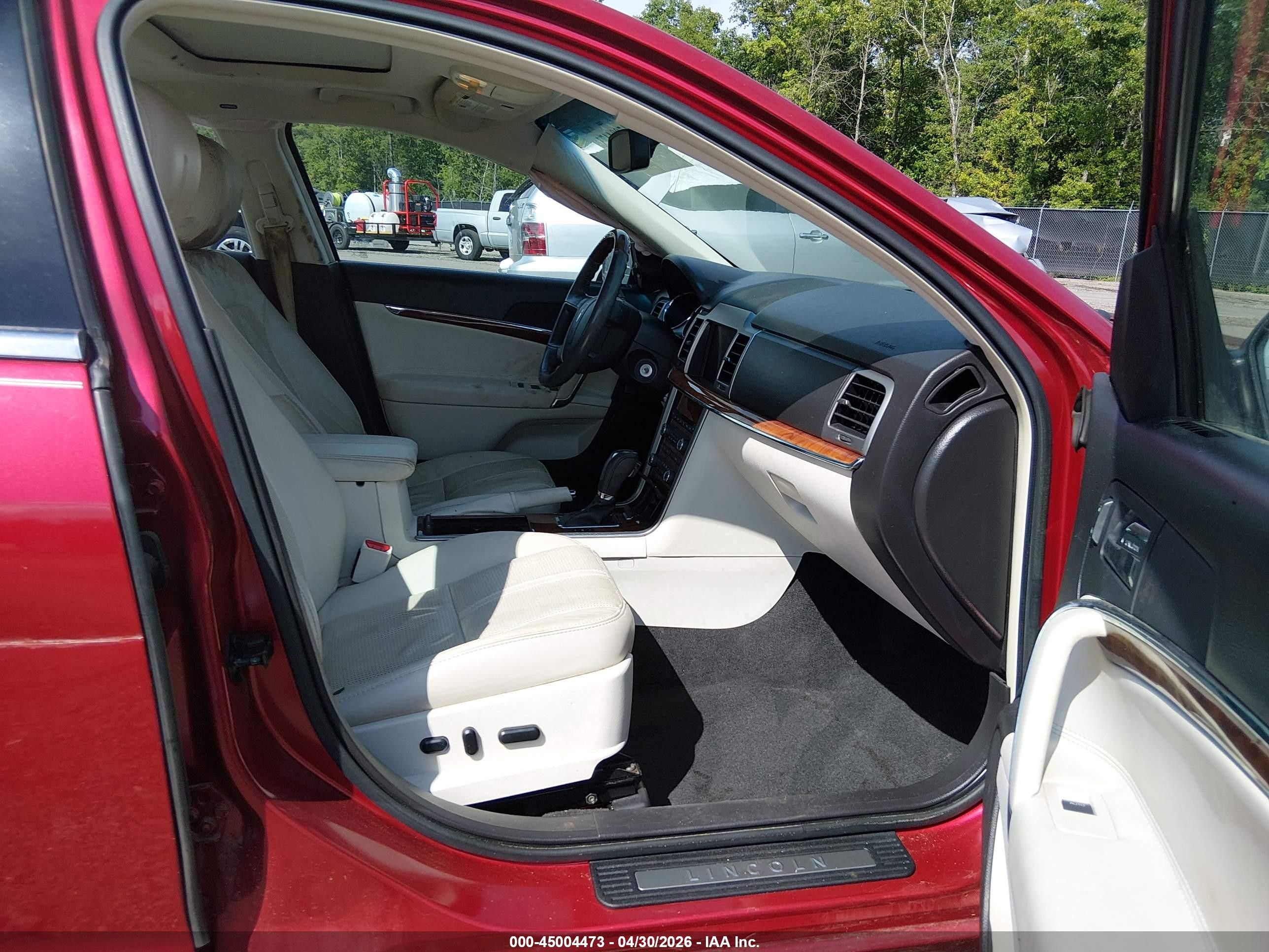 2012 Lincoln Mkz   Red vin: 3LNHL2GC3CR838304