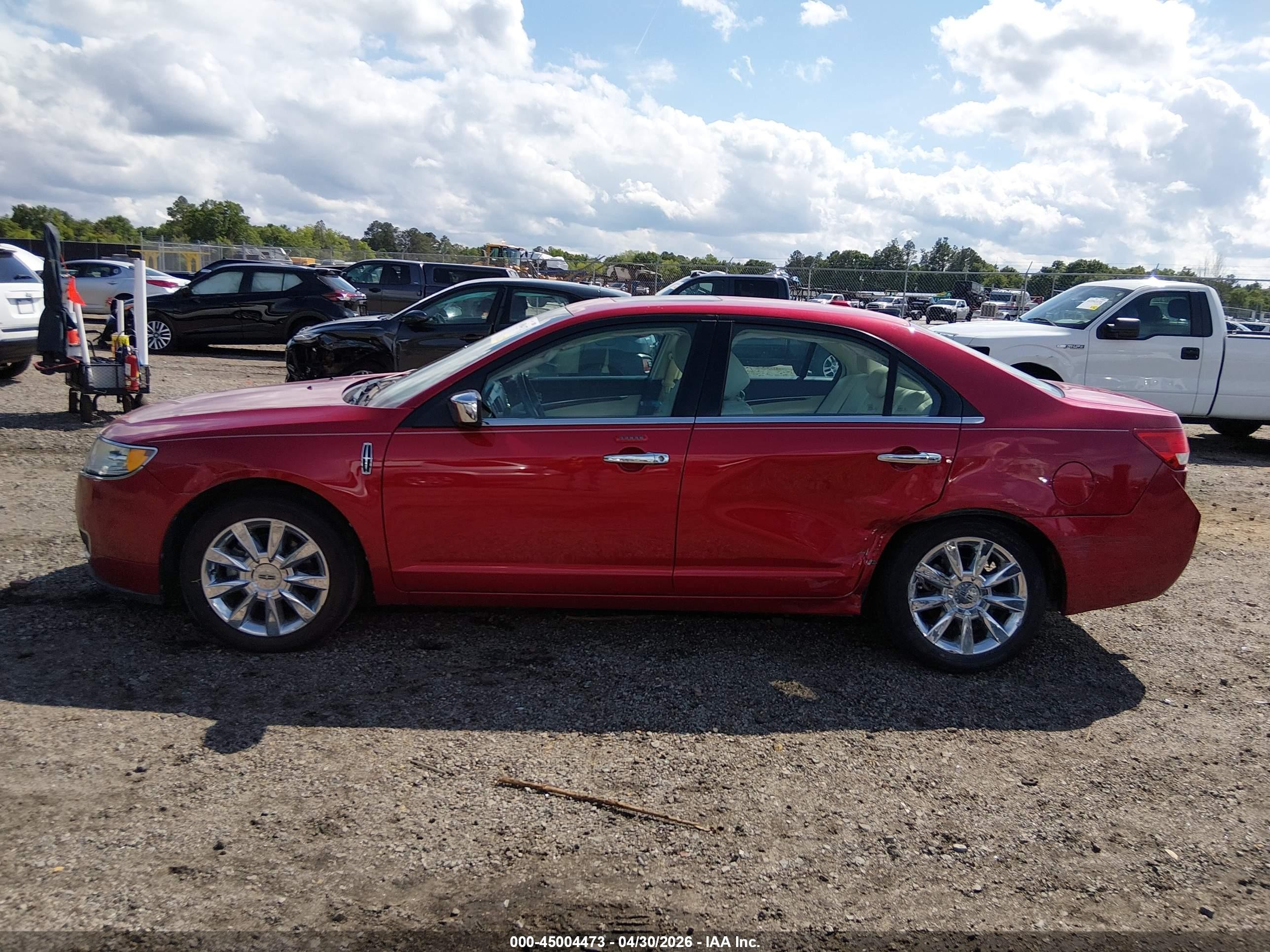 2012 Lincoln Mkz   Red vin: 3LNHL2GC3CR838304