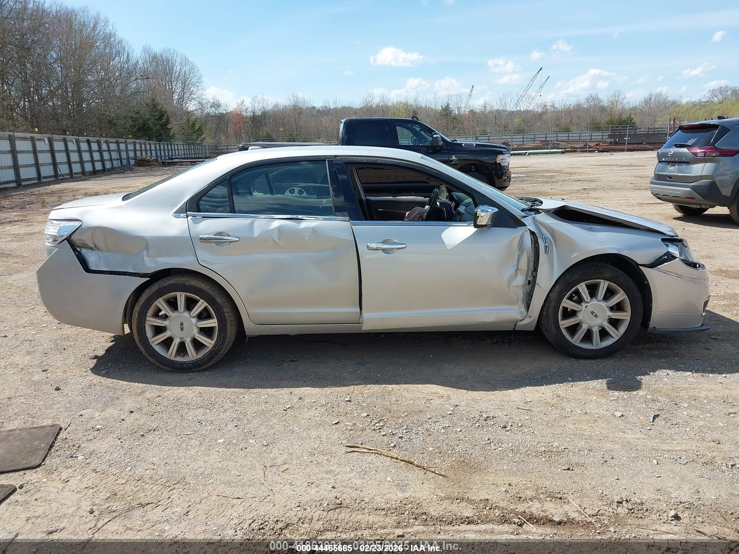2010 Lincoln Mkz   Silver vin: 3LNHL2GC4AR651828