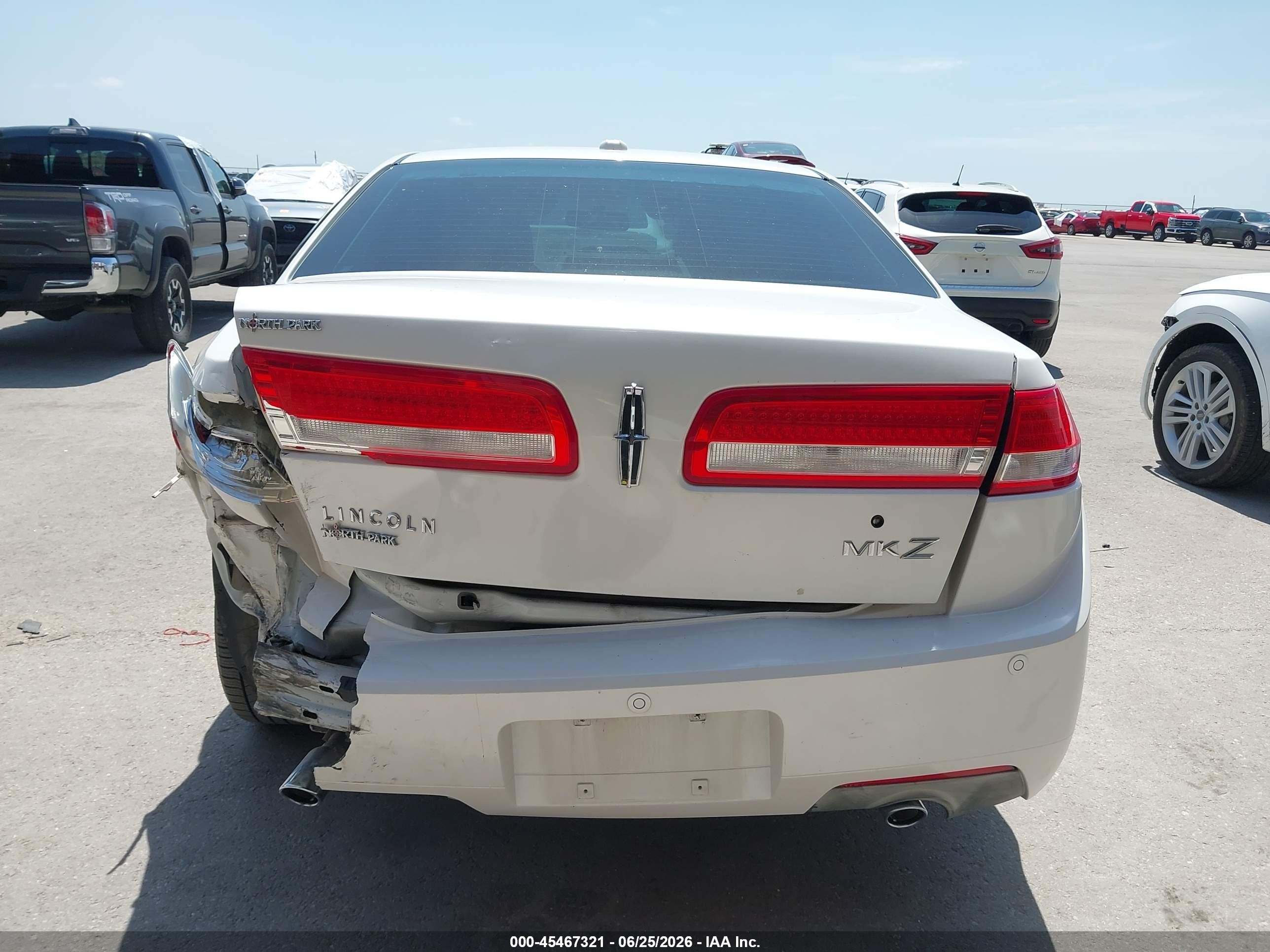 2012 Lincoln Mkz   White vin: 3LNHL2GC4CR814139