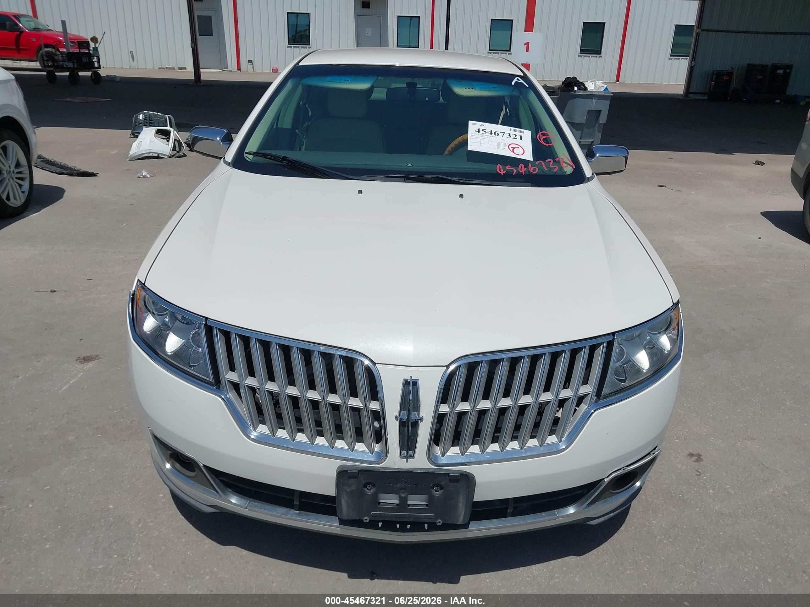 2012 Lincoln Mkz   White vin: 3LNHL2GC4CR814139