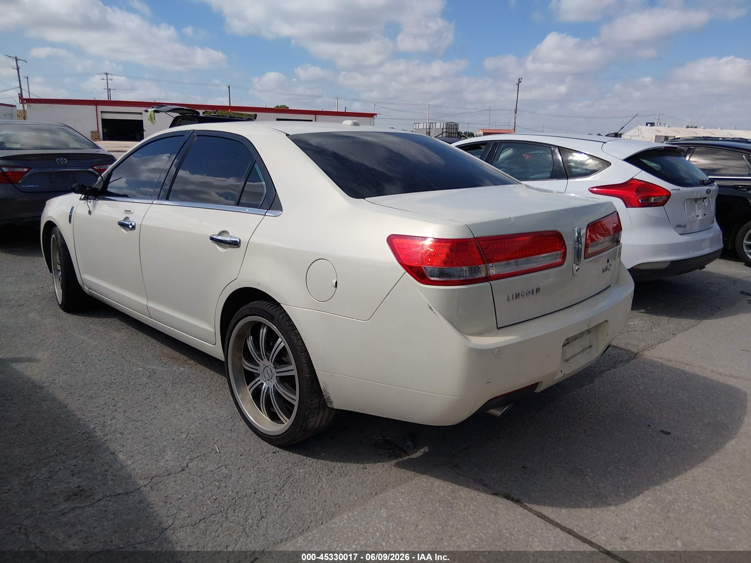 2012 Lincoln Mkz   Champagne vin: 3LNHL2GC4CR815629