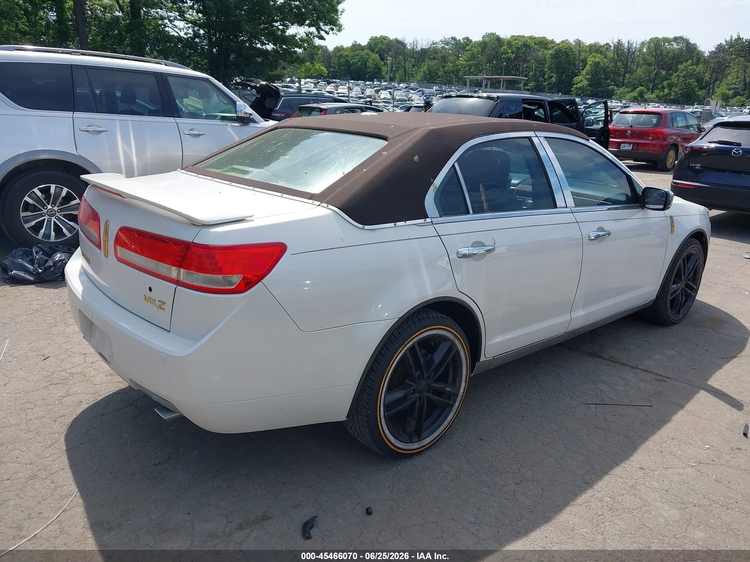 2011 Lincoln Mkz   White vin: 3LNHL2GC5BR765662