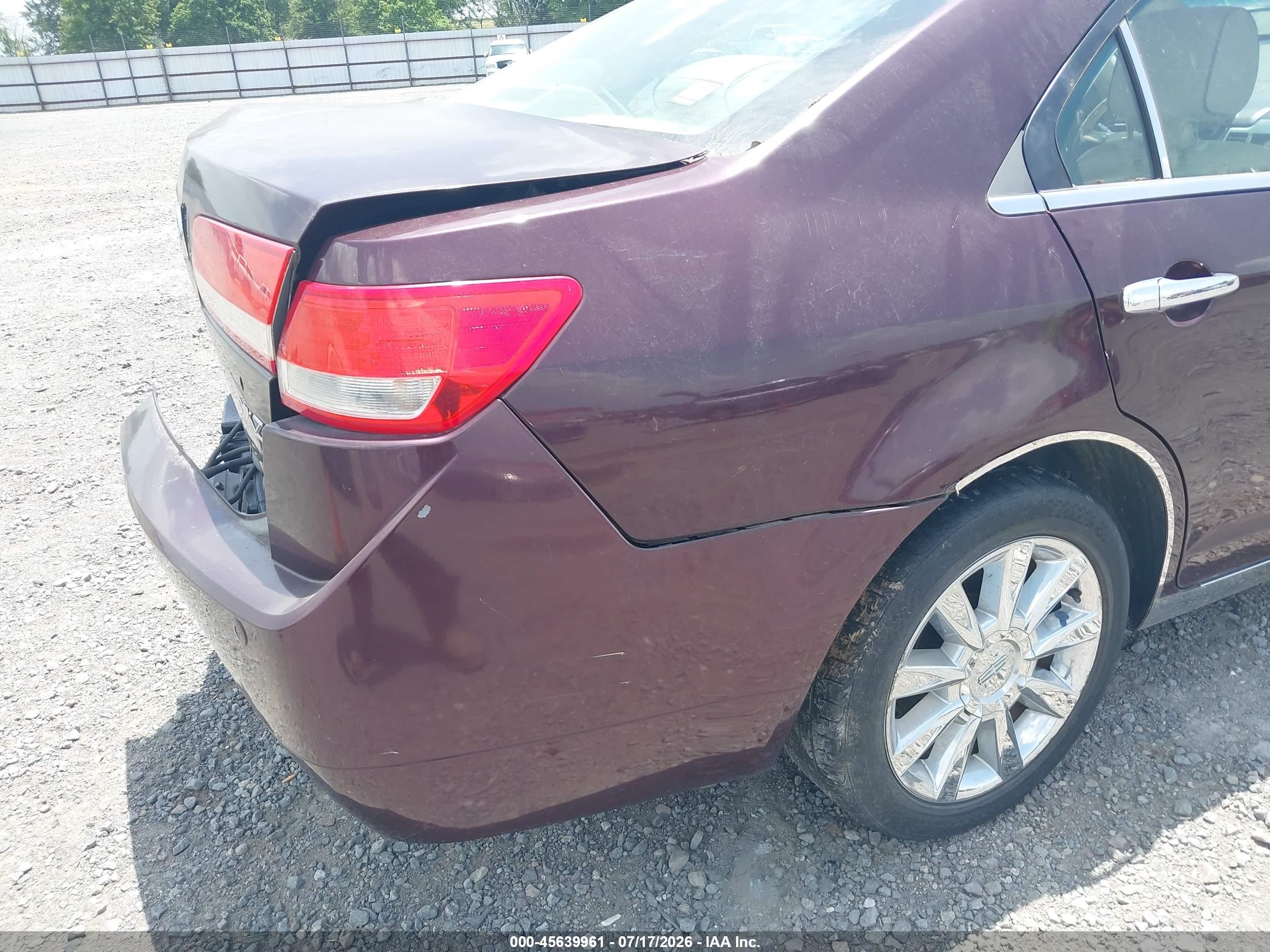 2011 Lincoln Mkz   Purple vin: 3LNHL2GC5BR769162