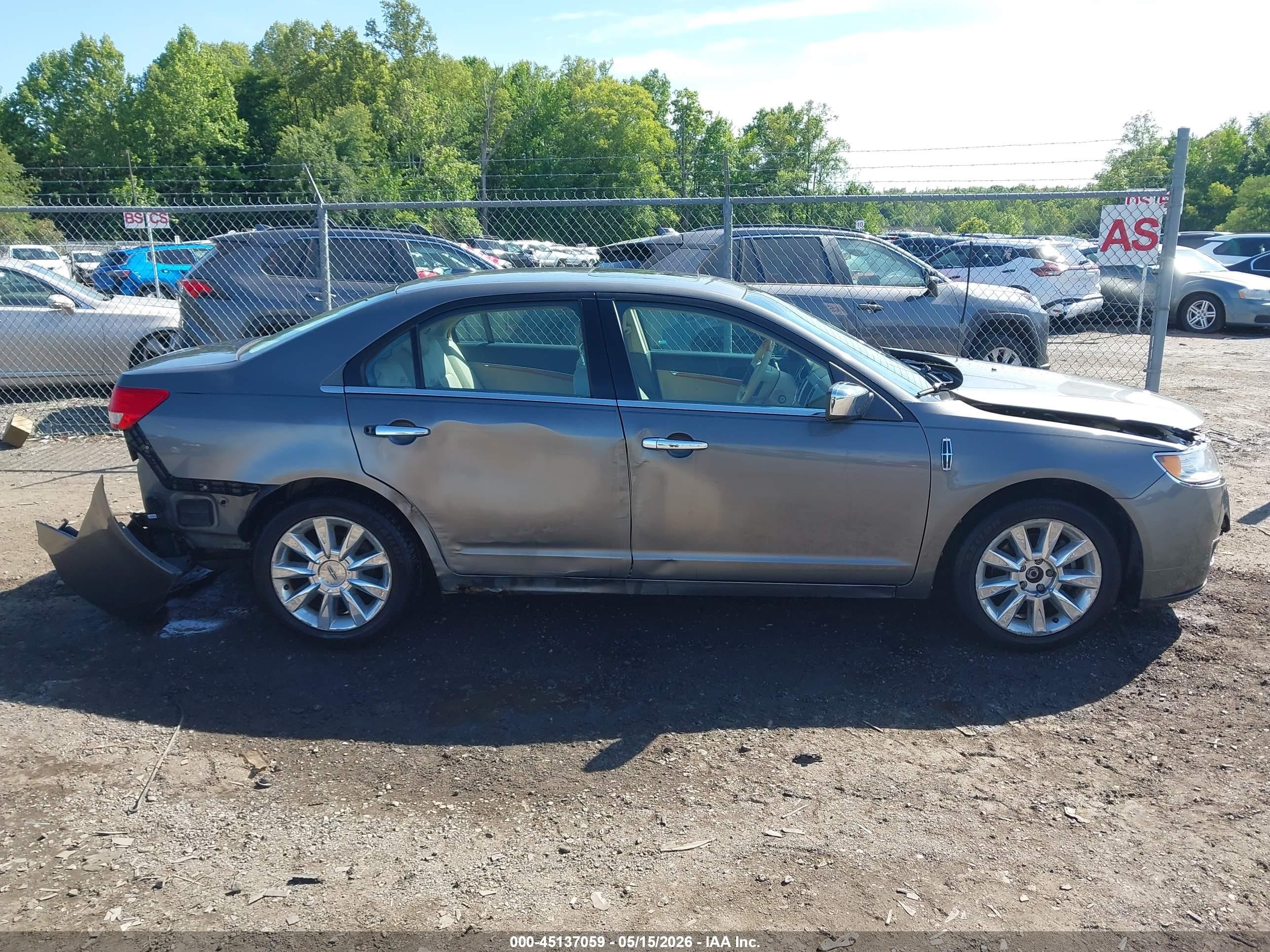 2012 Lincoln Mkz   Gray vin: 3LNHL2GC5CR823996