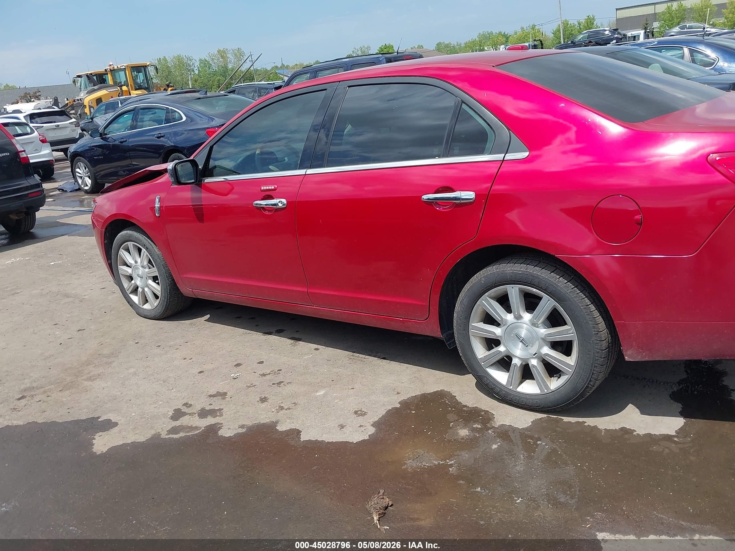2010 Lincoln Mkz   Red vin: 3LNHL2GC6AR750179