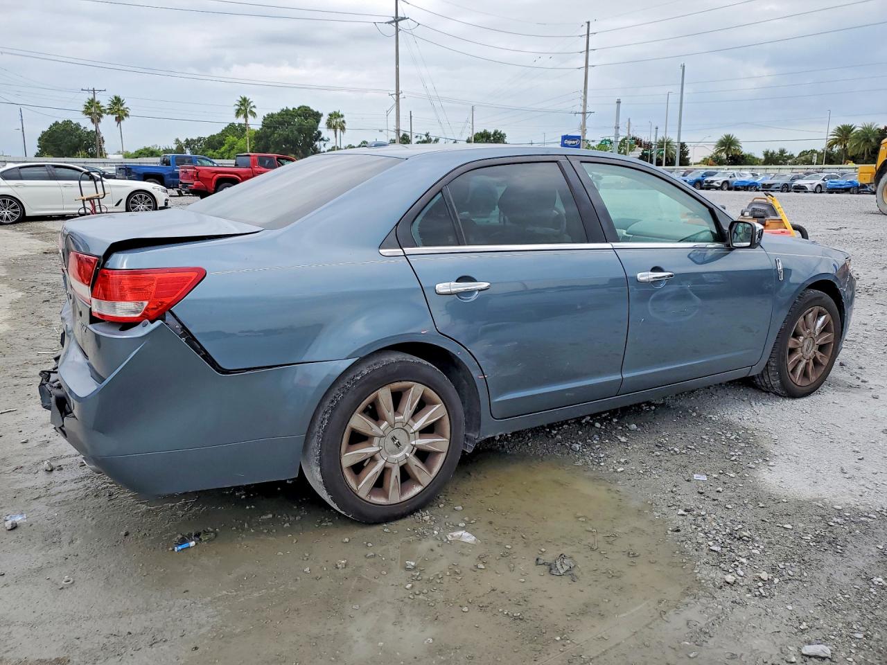 2011 Lincoln Mkz Teal vin: 3LNHL2GC6BR770109