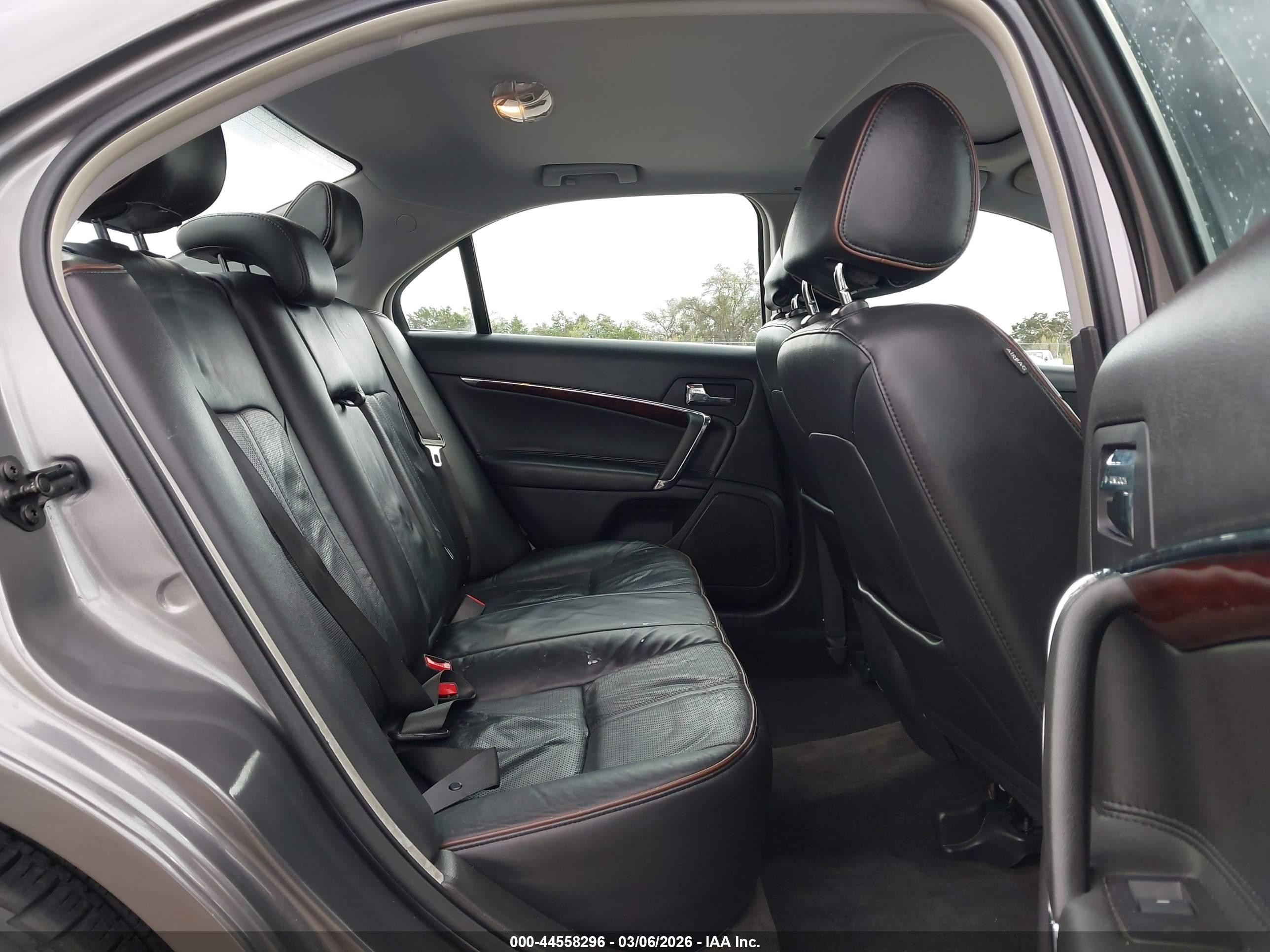 2011 Lincoln Mkz   Gray vin: 3LNHL2GC6BR773141
