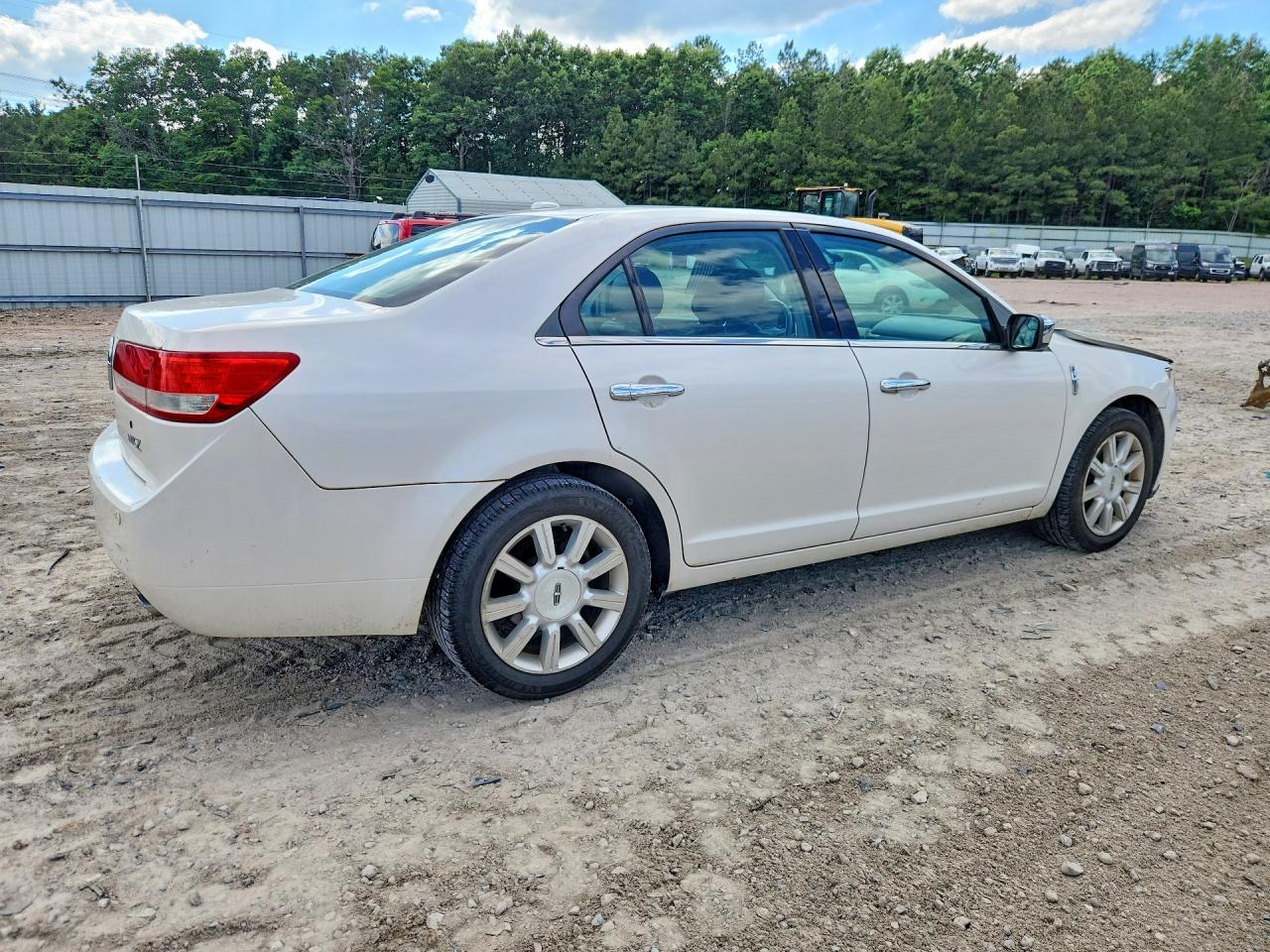 2012 Lincoln Mkz White vin: 3LNHL2GC6CR824512