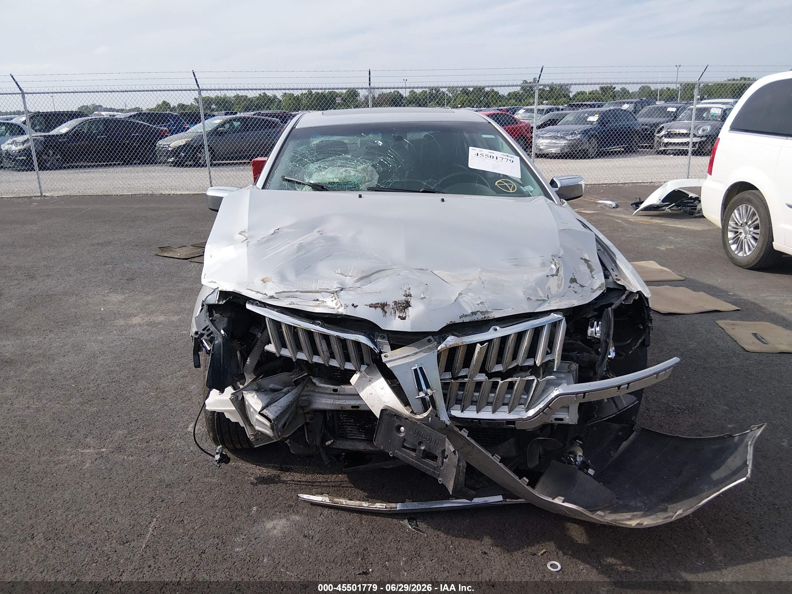 2010 Lincoln Mkz   Серебряный vin: 3LNHL2GC7AR656828