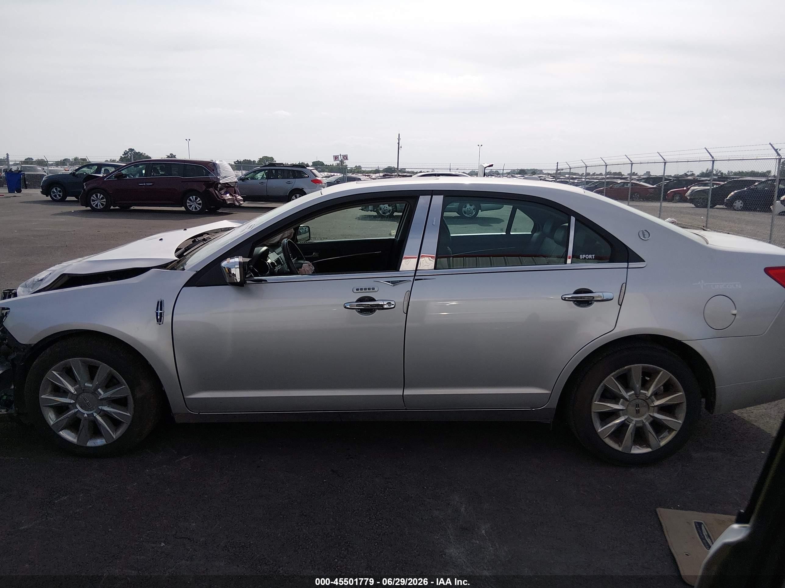 2010 Lincoln Mkz   Серебряный vin: 3LNHL2GC7AR656828
