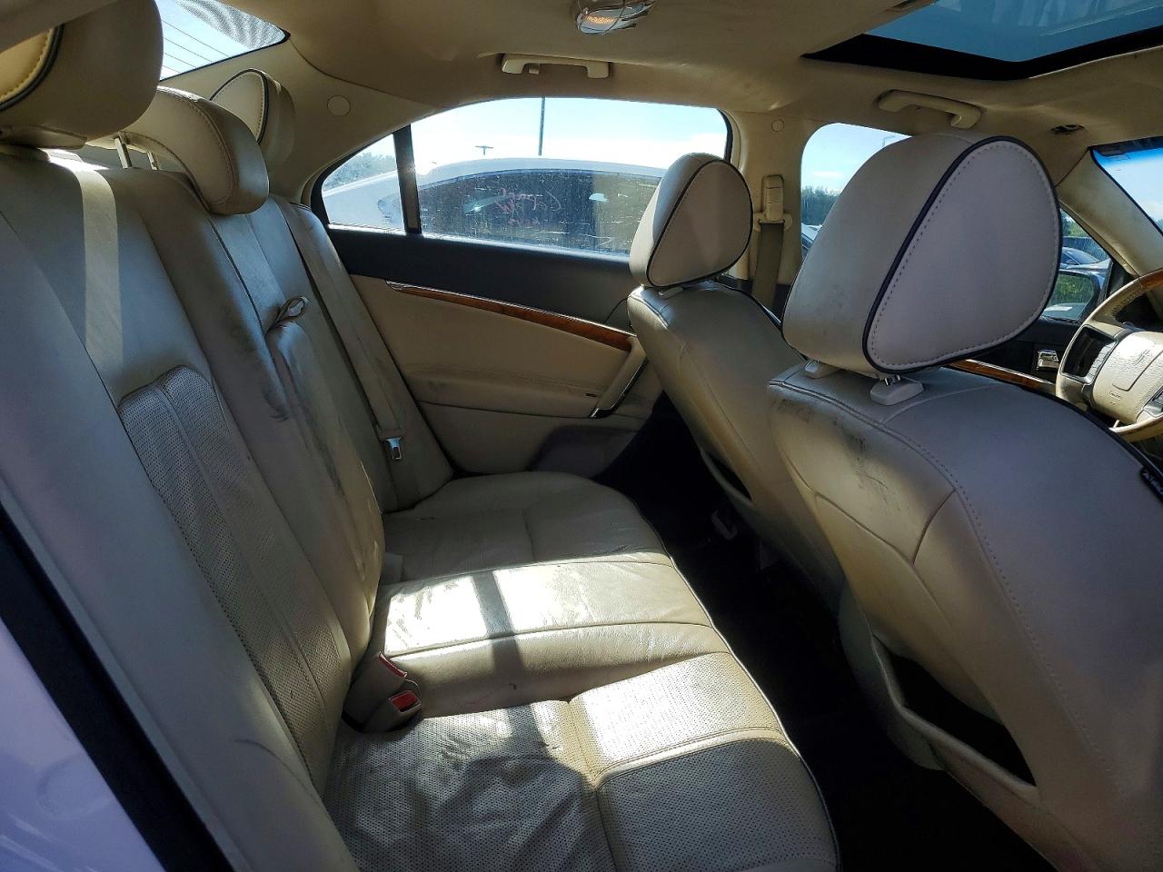 2011 Lincoln Mkz White vin: 3LNHL2GC7BR758146