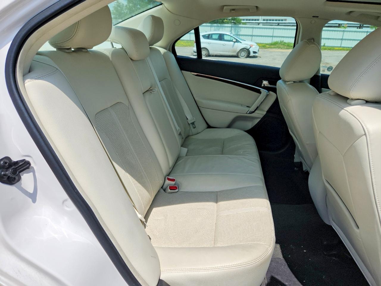 2011 Lincoln Mkz Белый vin: 3LNHL2GC7BR760818
