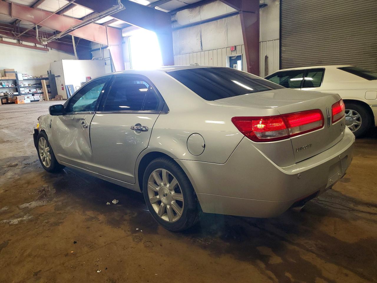 2012 Lincoln Mkz Серебряный vin: 3LNHL2GC7CR830612