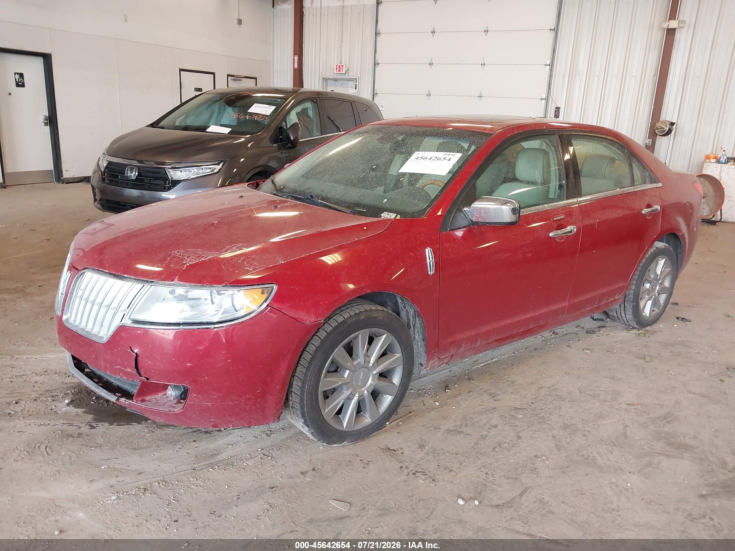 2010 Lincoln Mkz   Red vin: 3LNHL2GC8AR610408