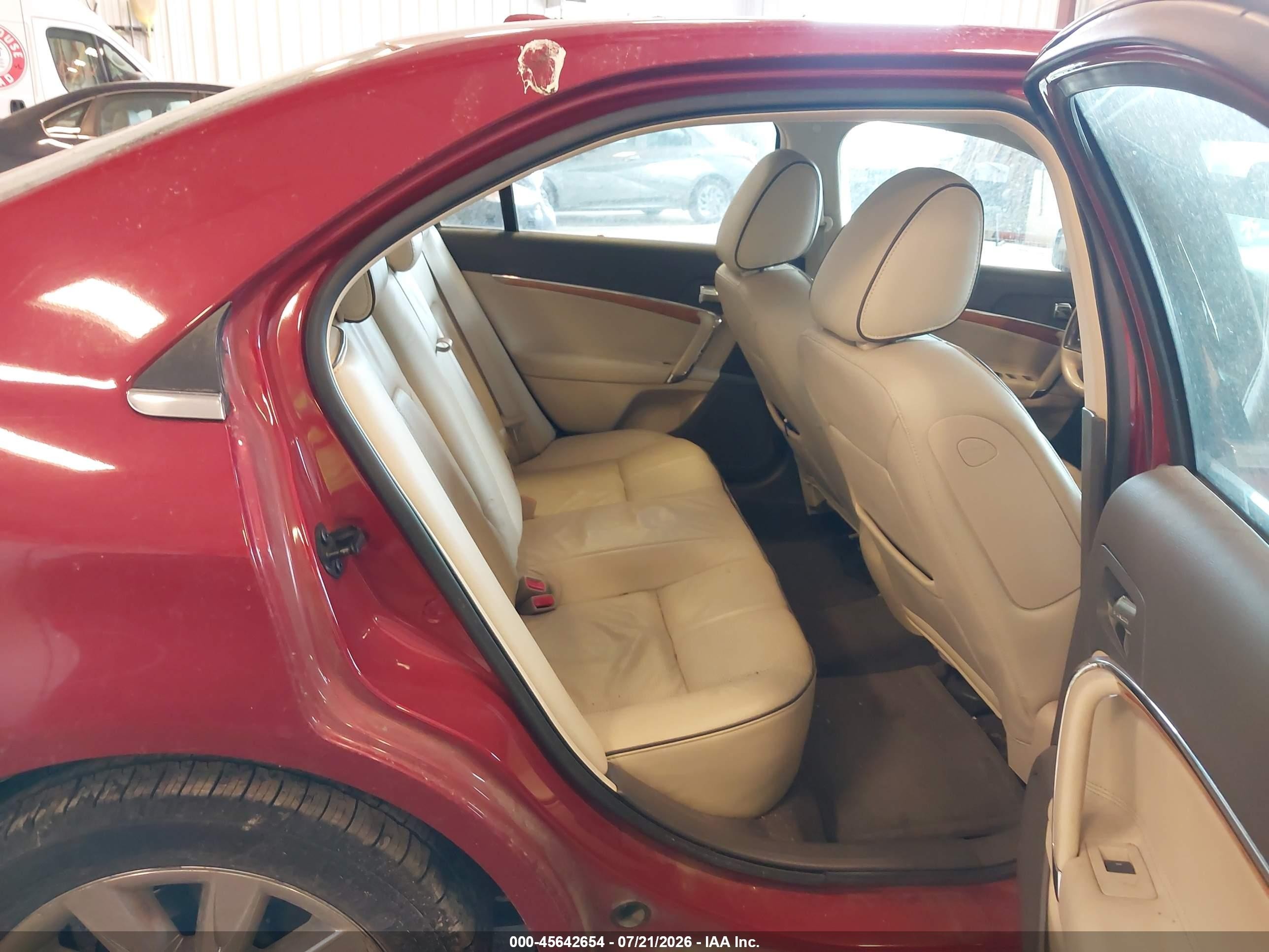 2010 Lincoln Mkz   Red vin: 3LNHL2GC8AR610408