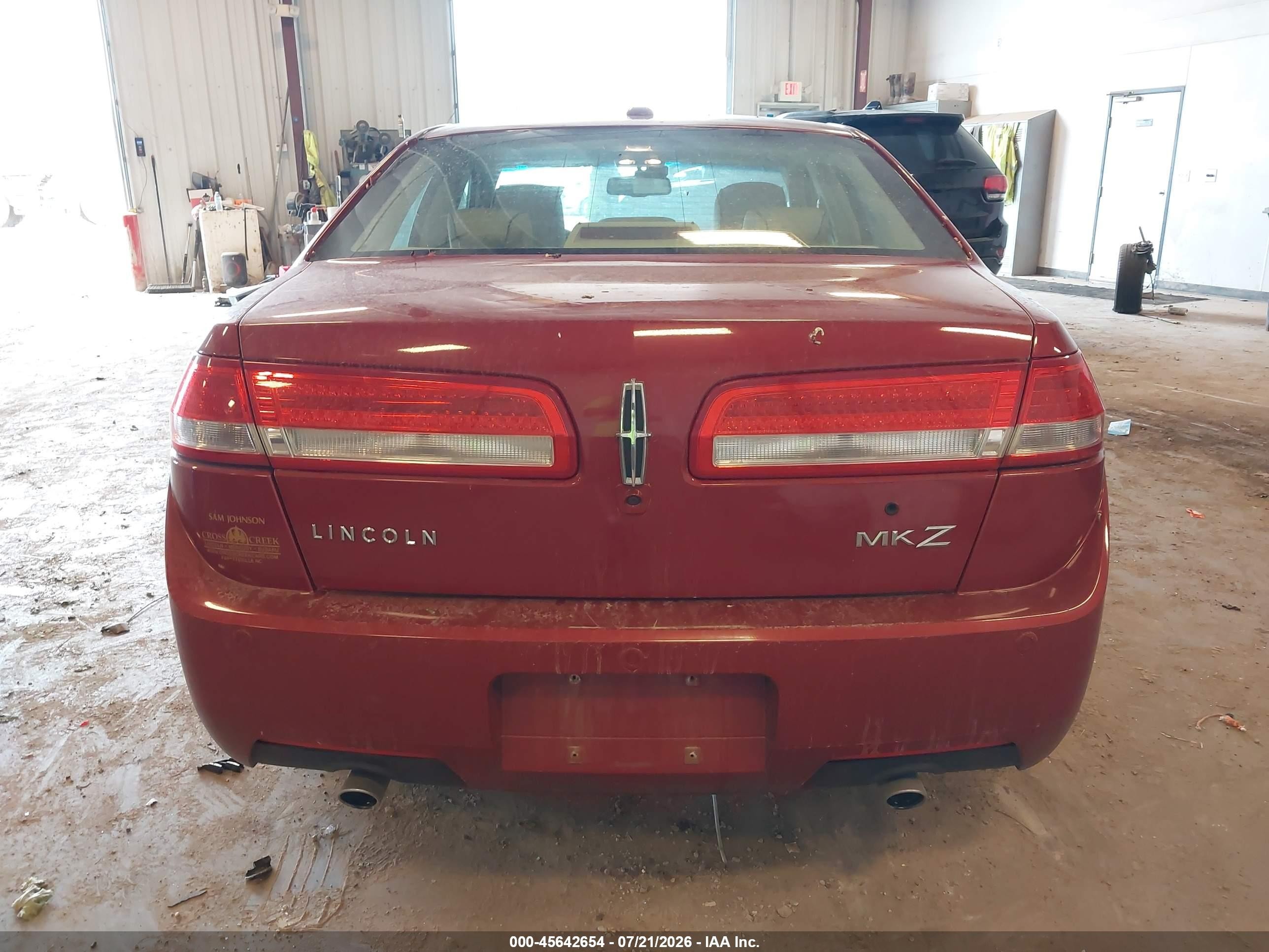 2010 Lincoln Mkz   Red vin: 3LNHL2GC8AR610408