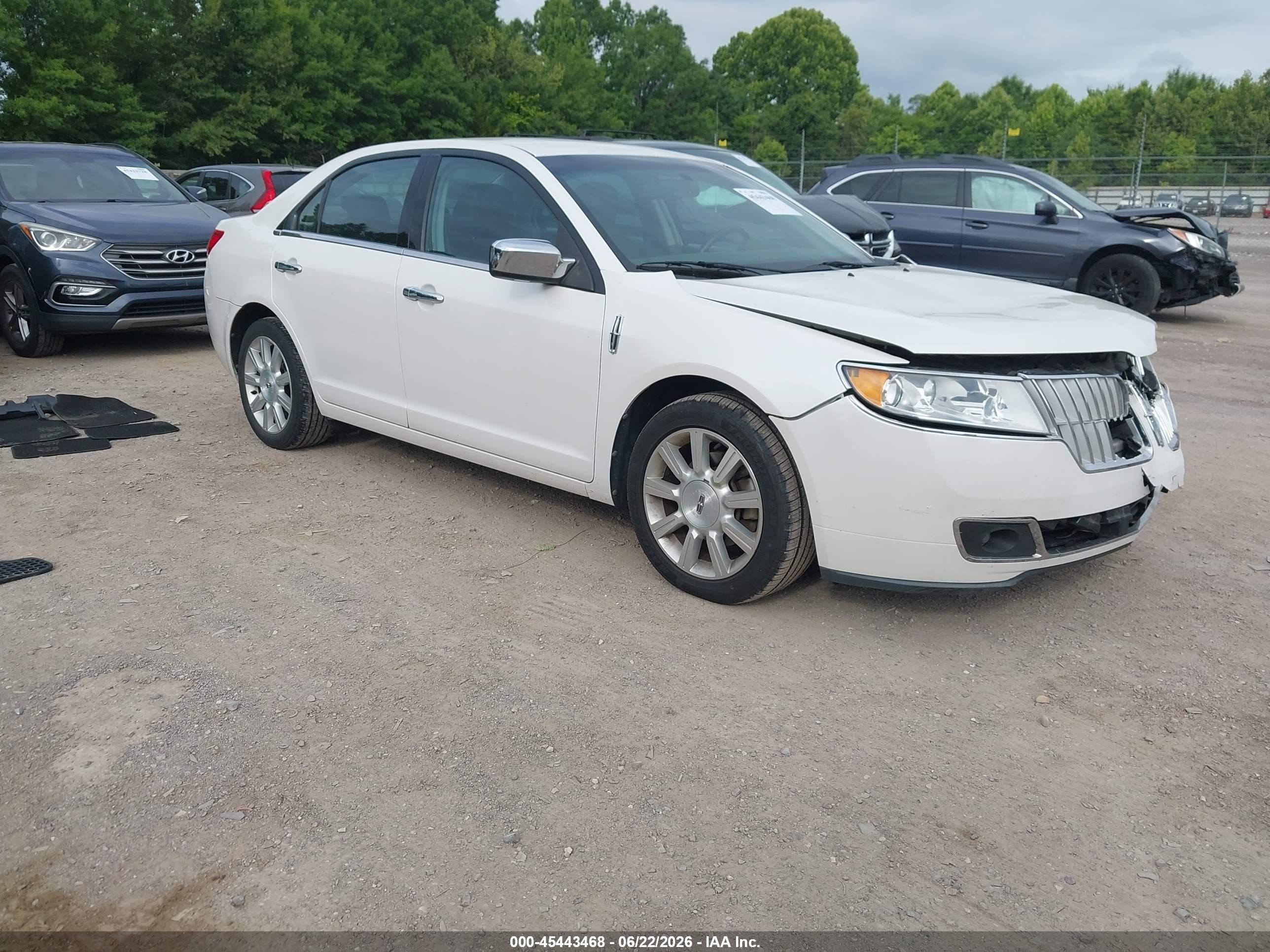 2010 Lincoln Mkz   White vin: 3LNHL2GC9AR618548