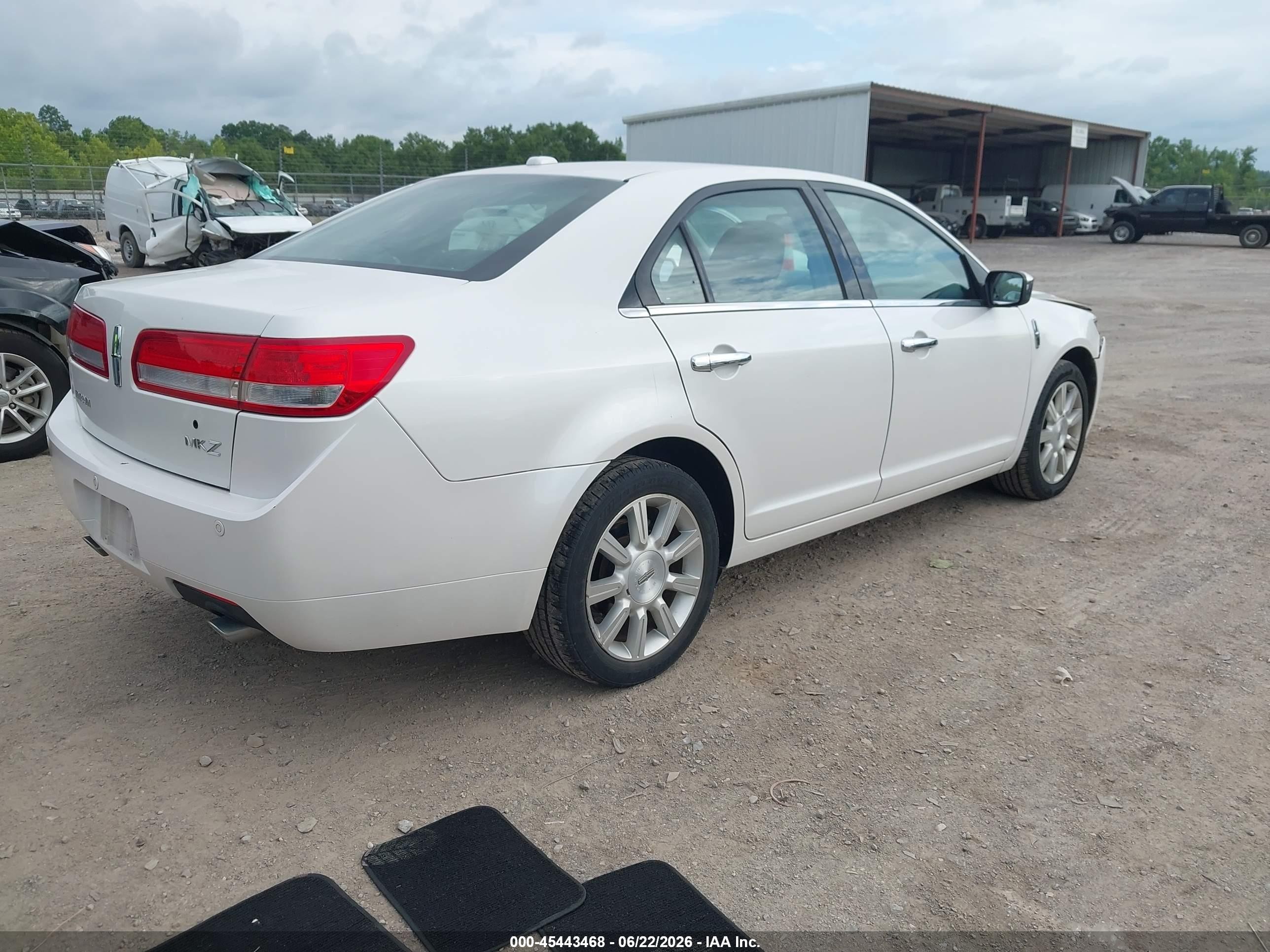 2010 Lincoln Mkz   White vin: 3LNHL2GC9AR618548