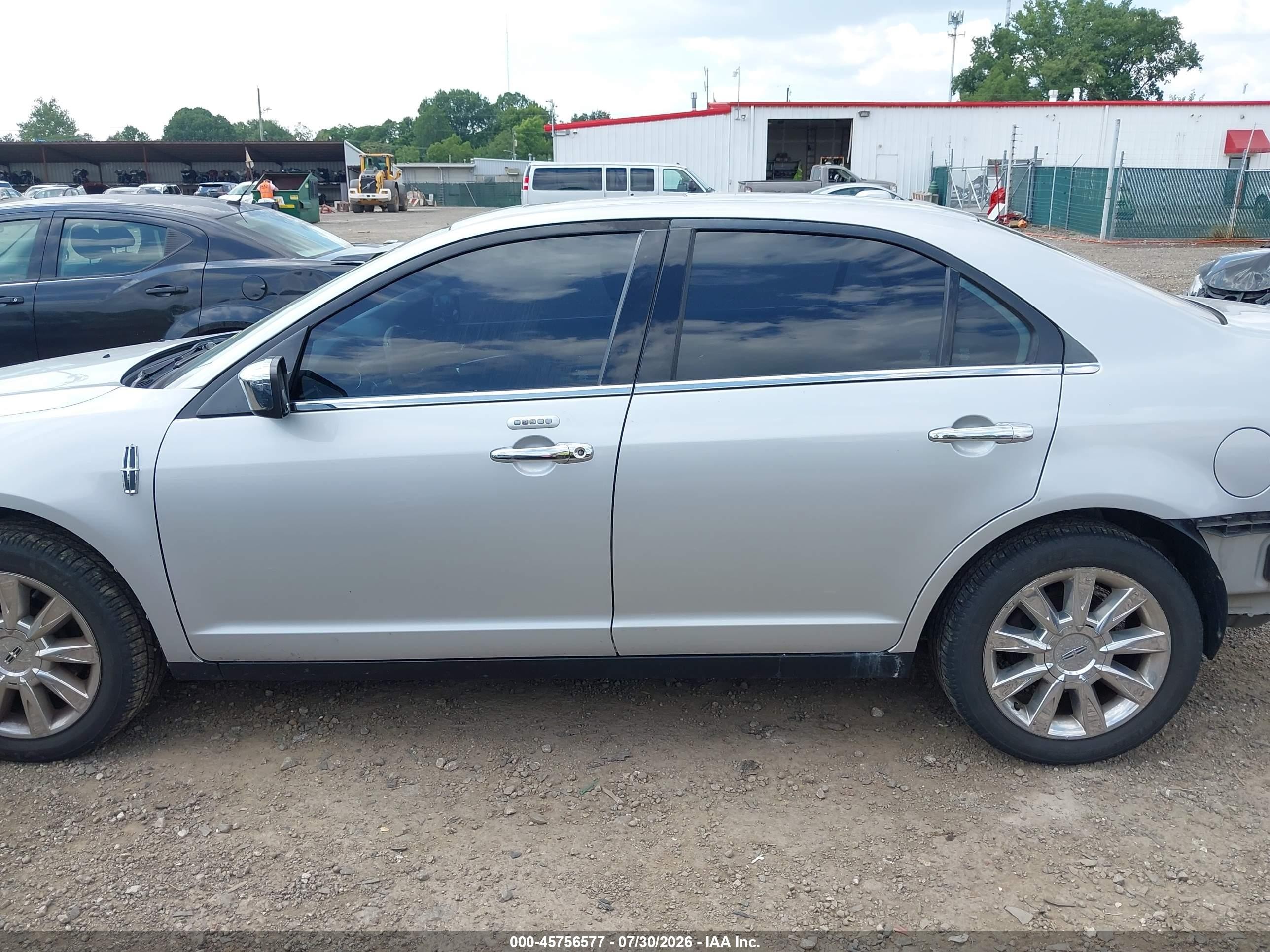 2010 Lincoln Mkz   Silver vin: 3LNHL2GC9AR641330